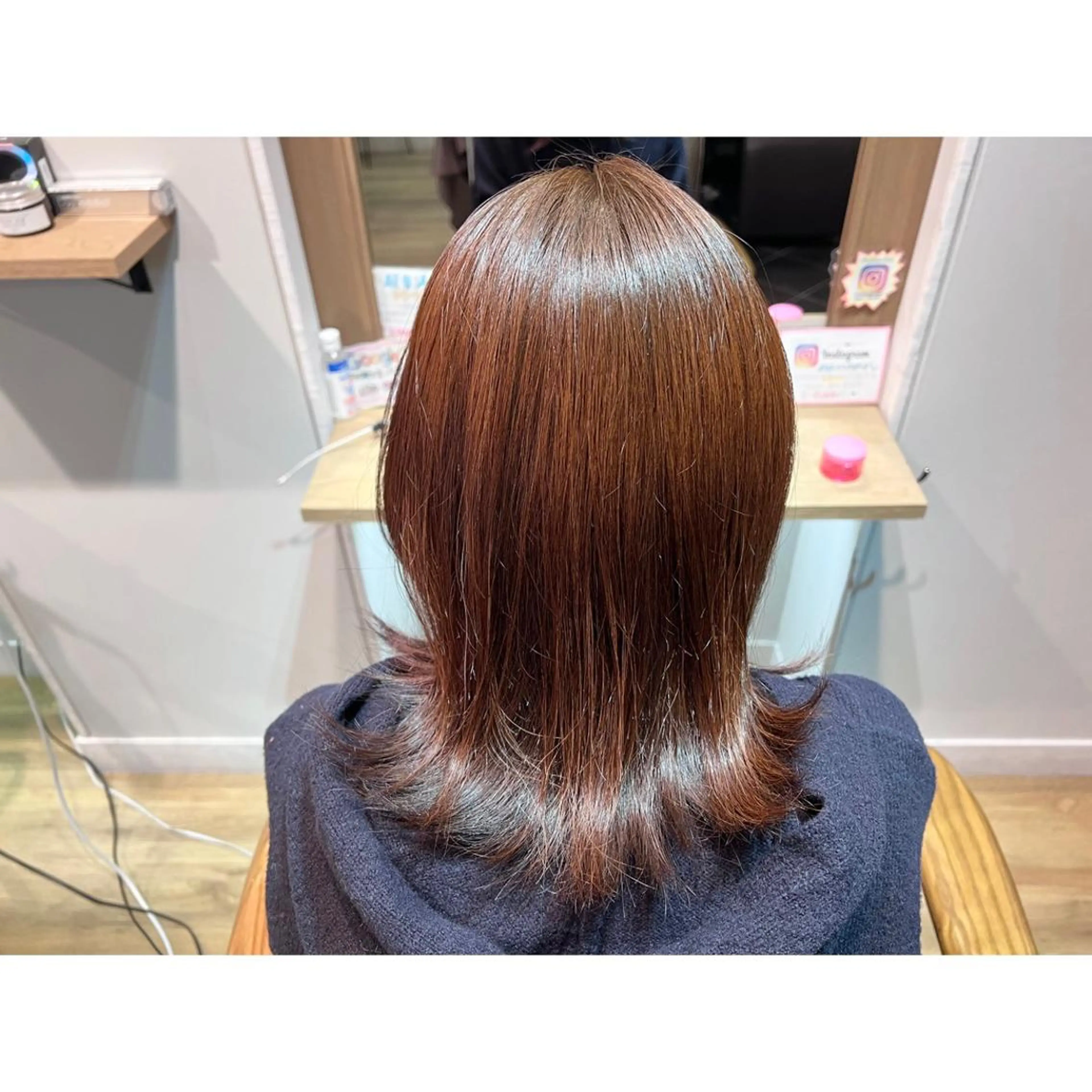 セミロング カラー ピンクカラー ヘアカラー トリートメント ツキダテ ユイのヘアスタイル
