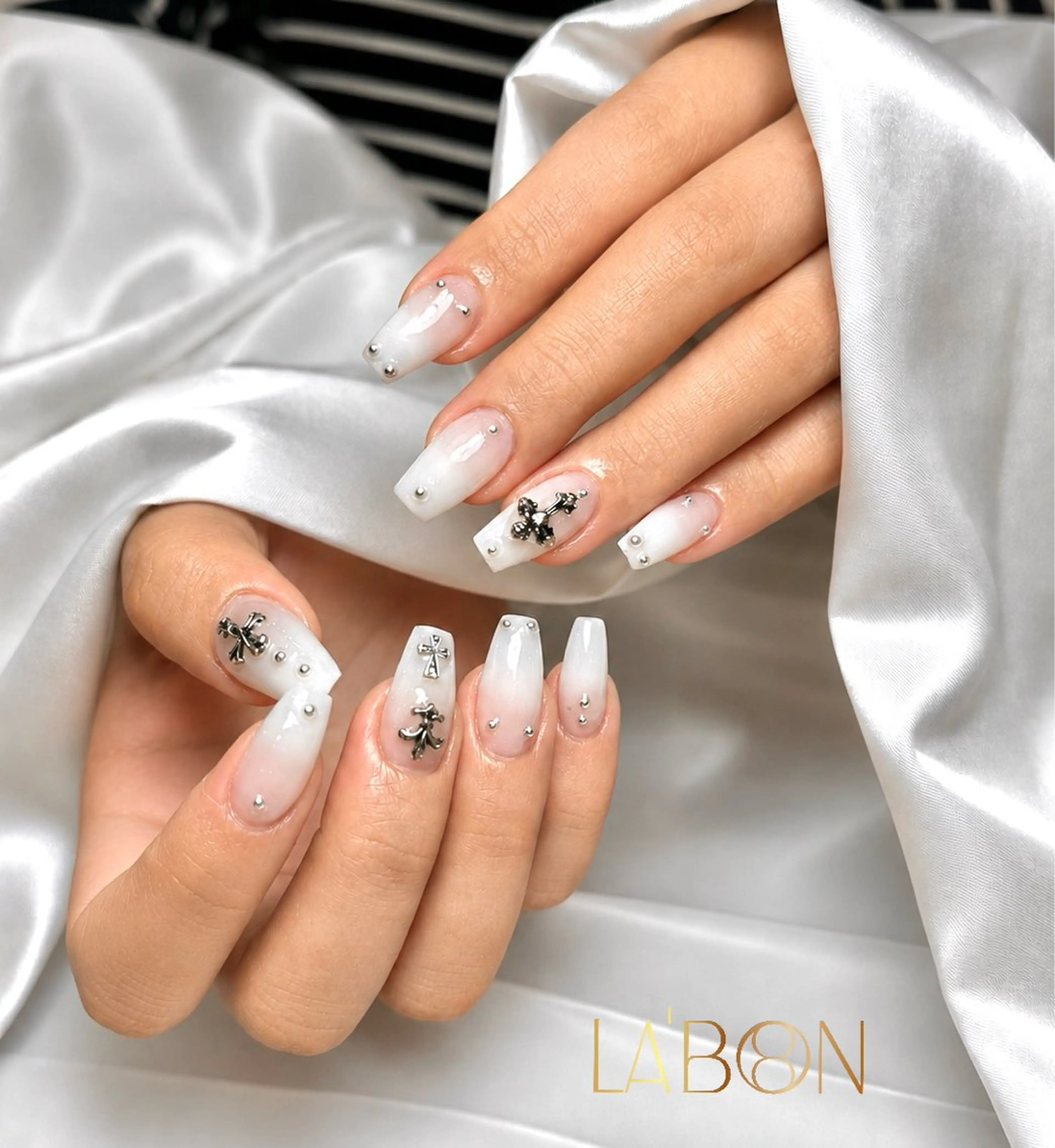 ネイル アートネイル ジェルネイル キラキラネイル 韓国ネイル ロングネイル Labon Nails Artのネイルデザイン