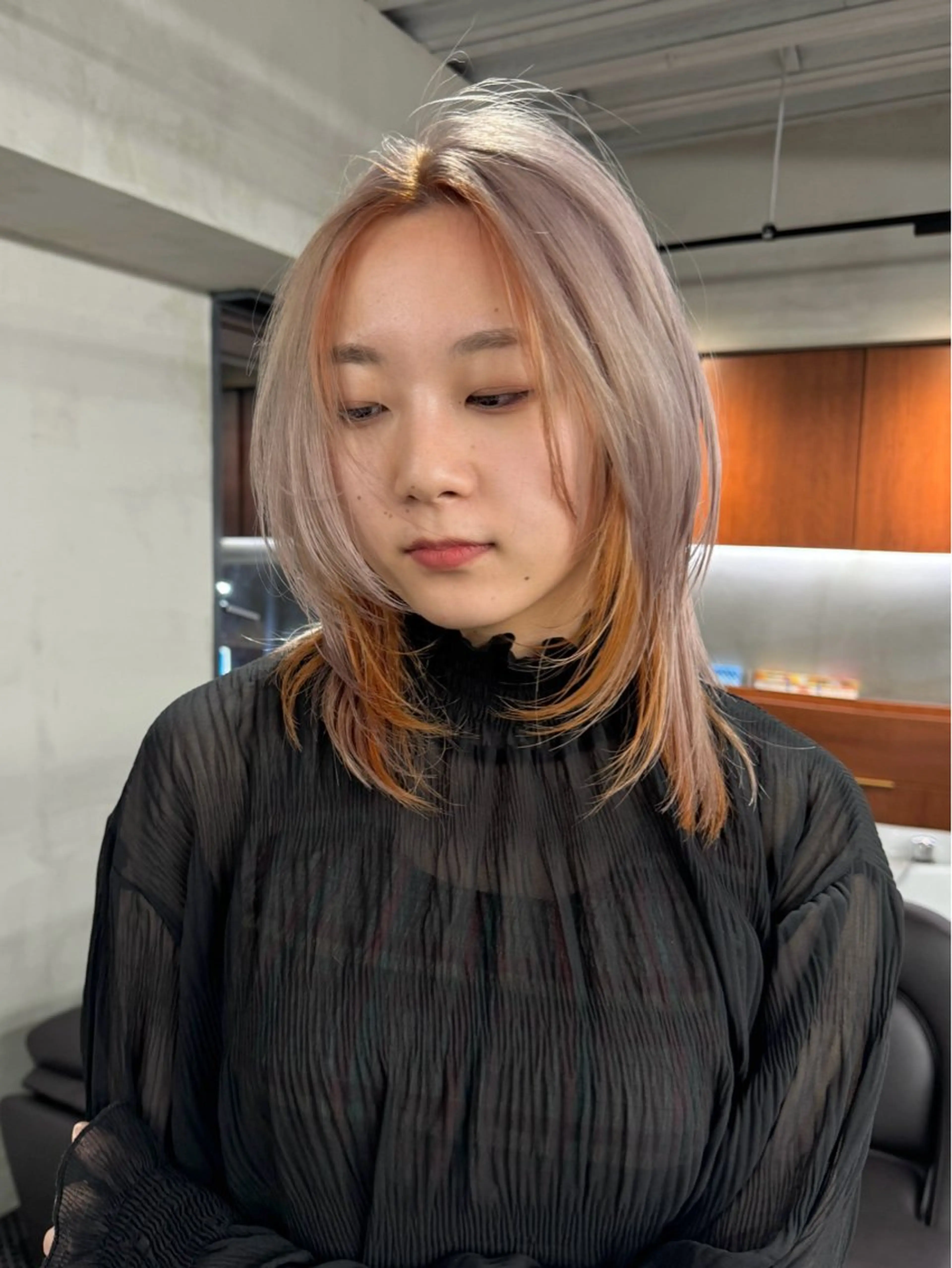 ミディアム カラー ベージュカラー ブリーチ ブロンド ブラウンカラー ケアブリーチ カット ヘアカラー トリートメント ブリーチ　ハイトーン 特化🌈フジタハルキのヘアスタイル