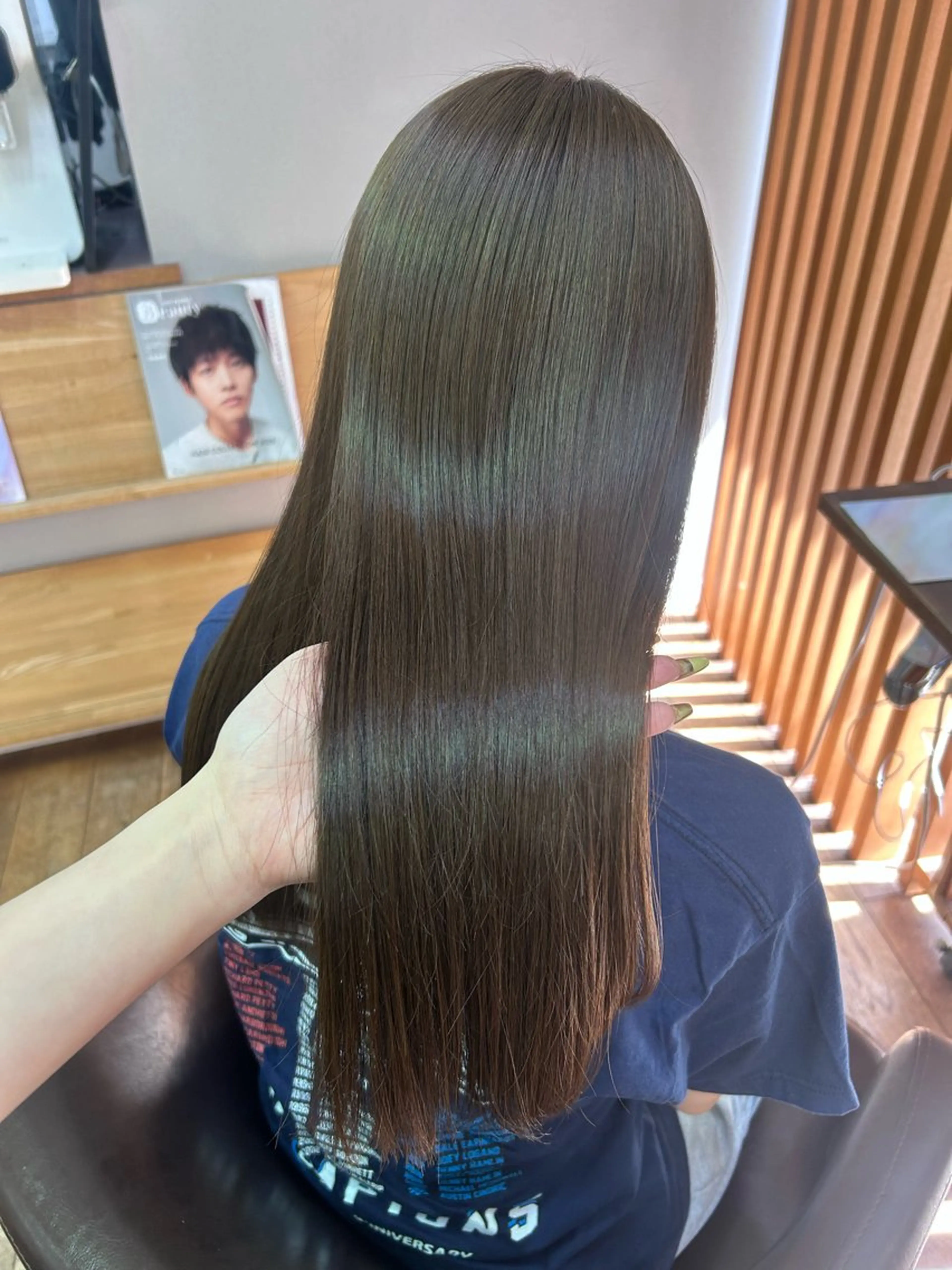 ロング カット ヘアカラー トリートメント ハイトーン×艶カラー 🤍MIZUKIのヘアスタイル