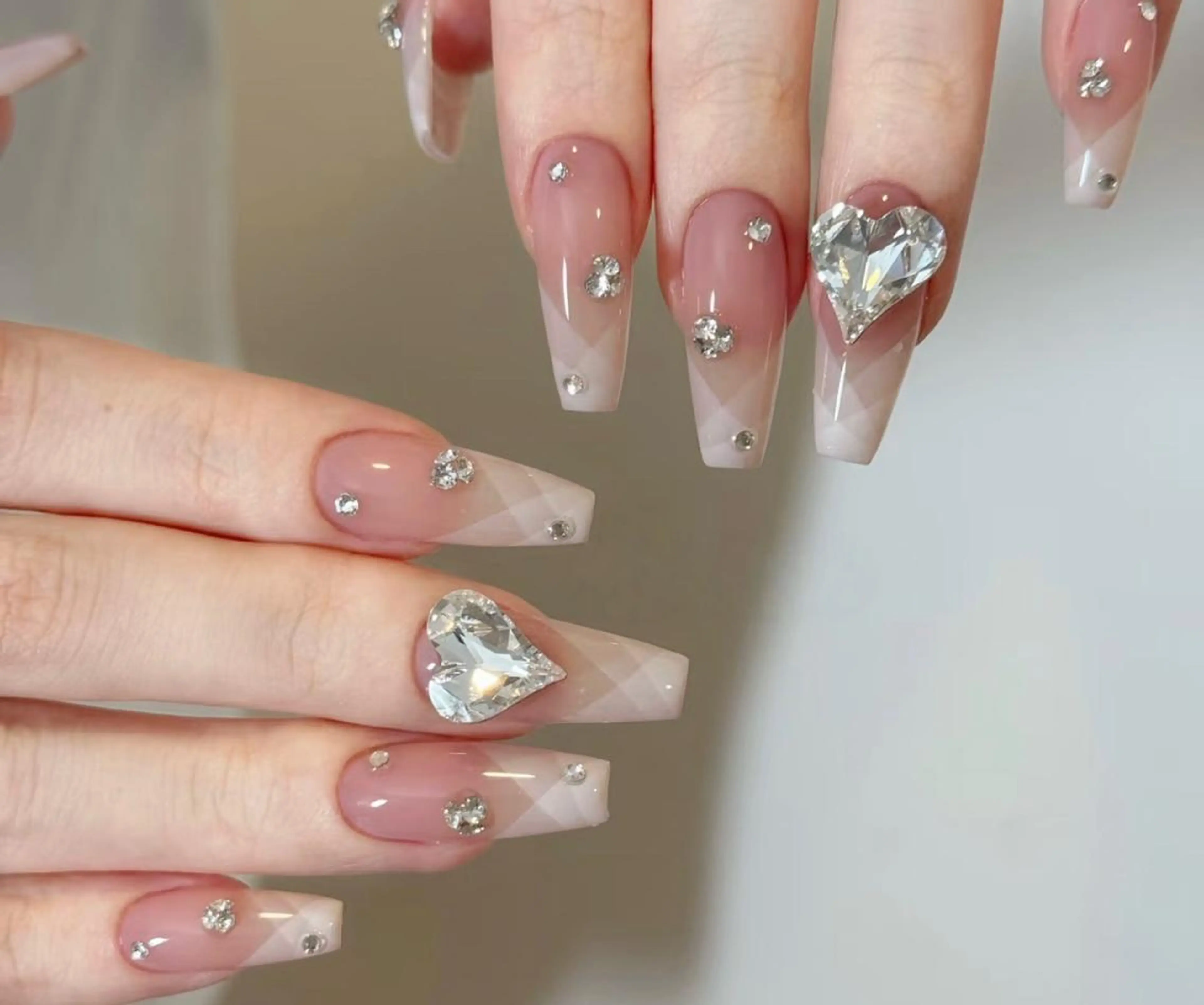 ネイル ハンドネイル 🎀 NaNa_nailのネイルデザイン