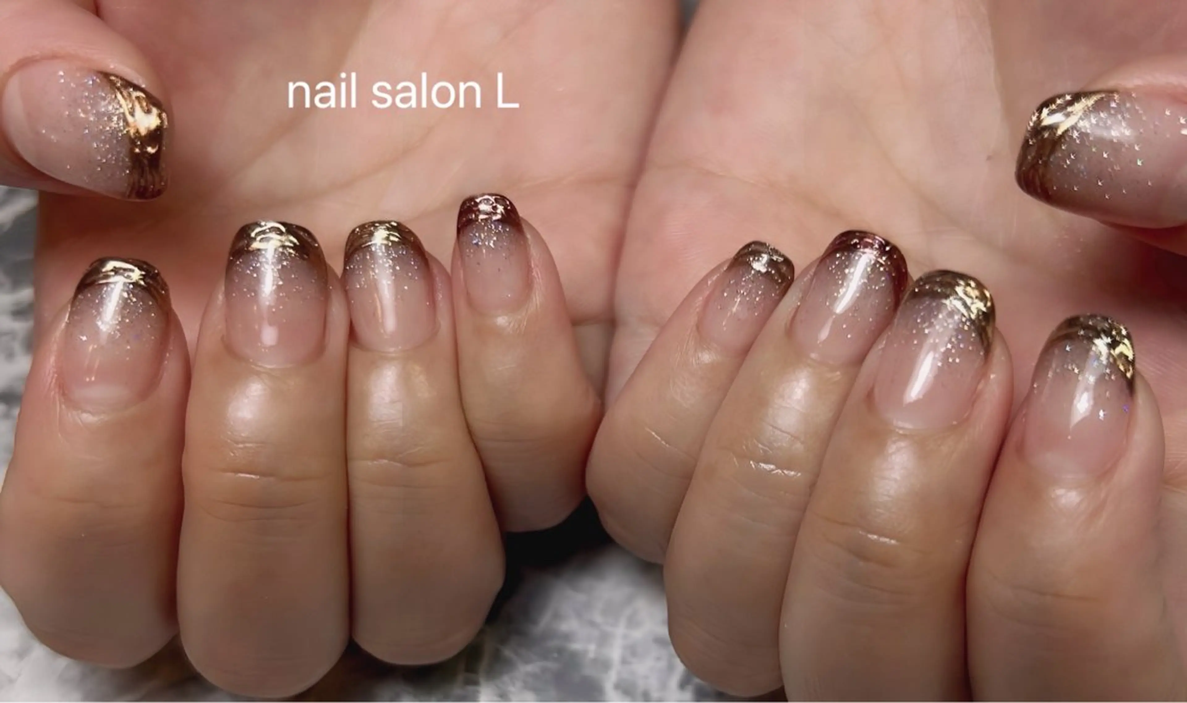 ネイル フラッシュネイル フレンチネイル グラデーション キラキラネイル ラメ(グリッター) ハンドネイル 吉川市 ネイルサロンLのネイルデザイン