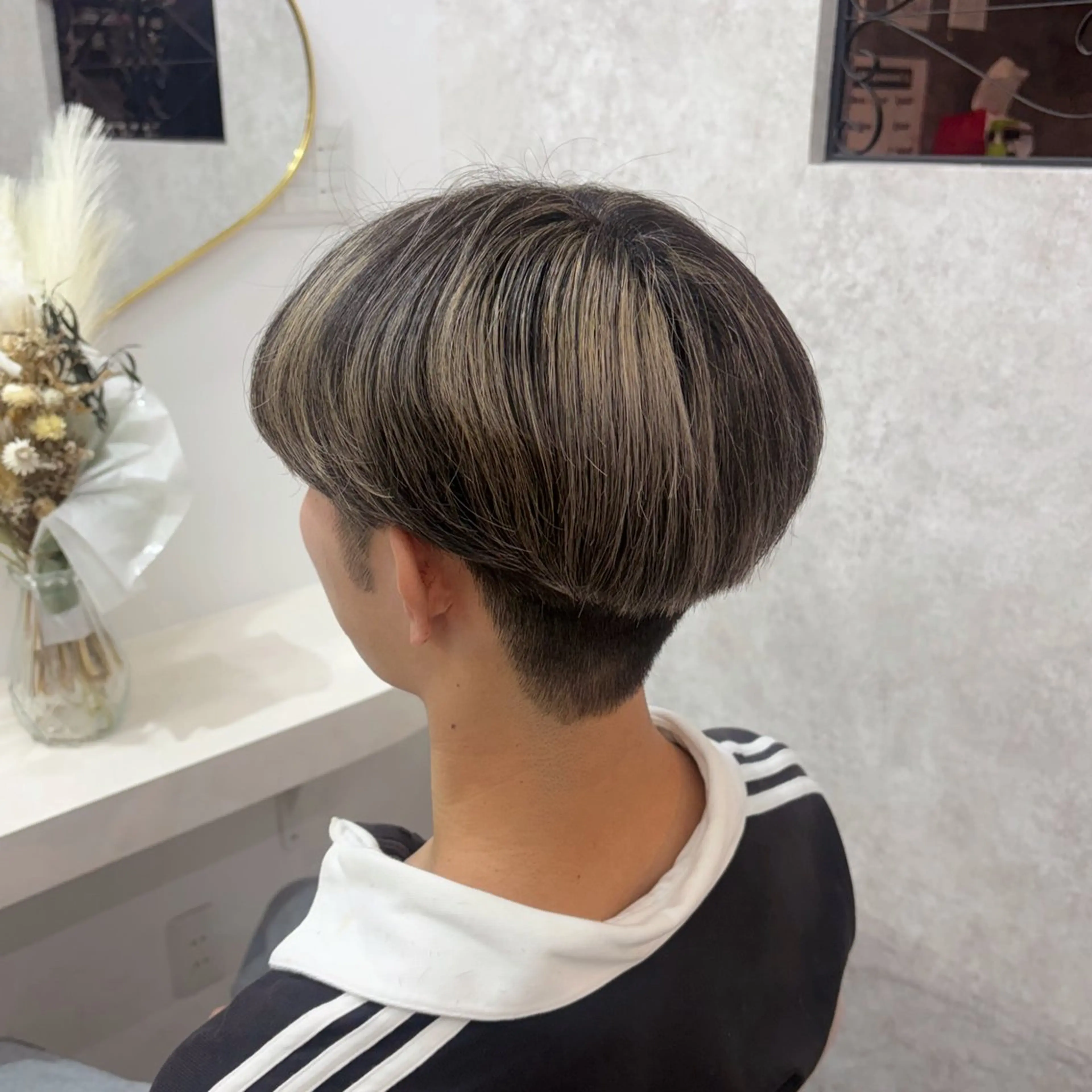 ショート カラー メンズ ブリーチ 💕カット 💕みゆう💕大宮のヘアスタイル