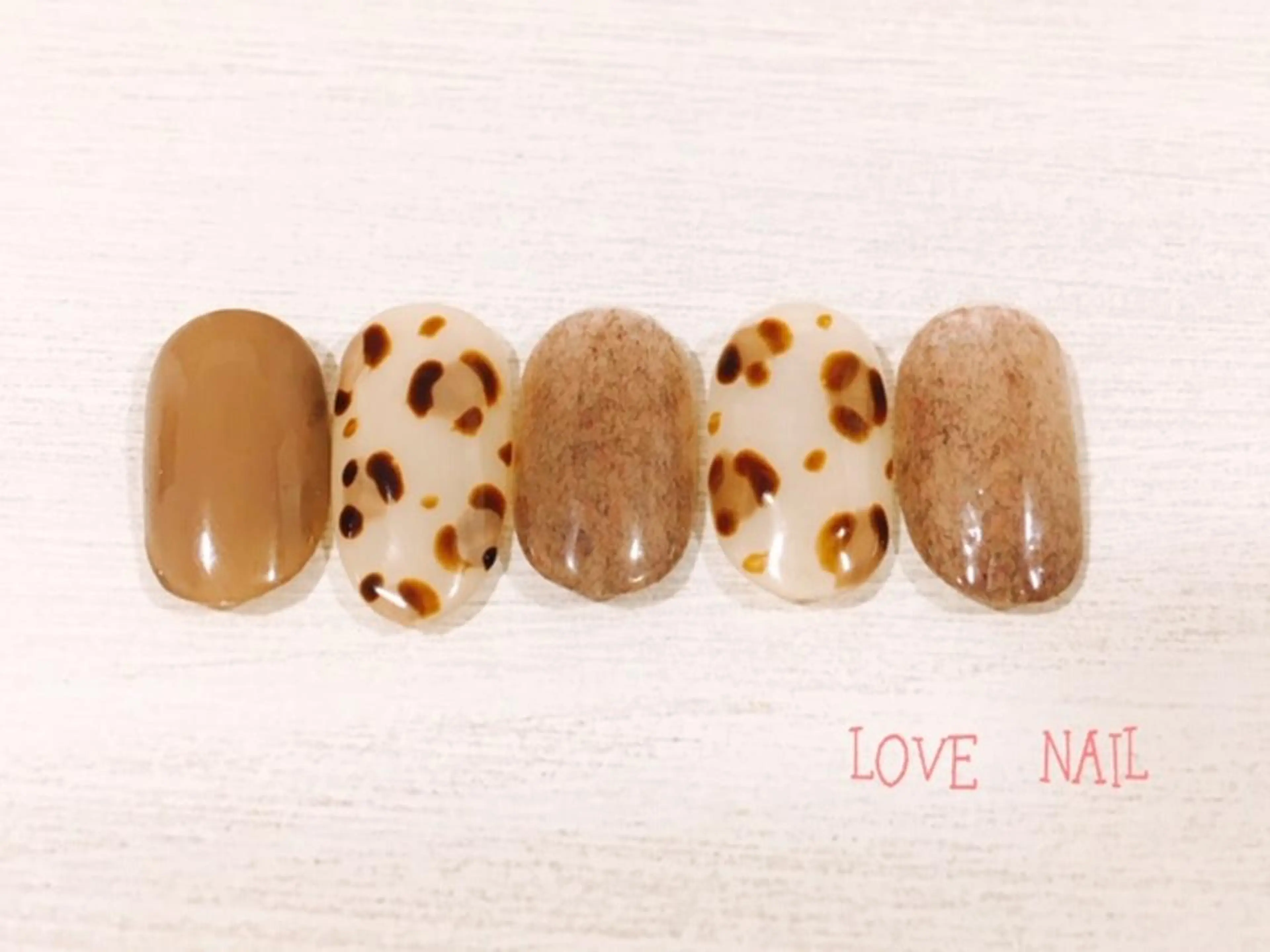ネイル LOVE NAIL 💕Sonoのネイルデザイン