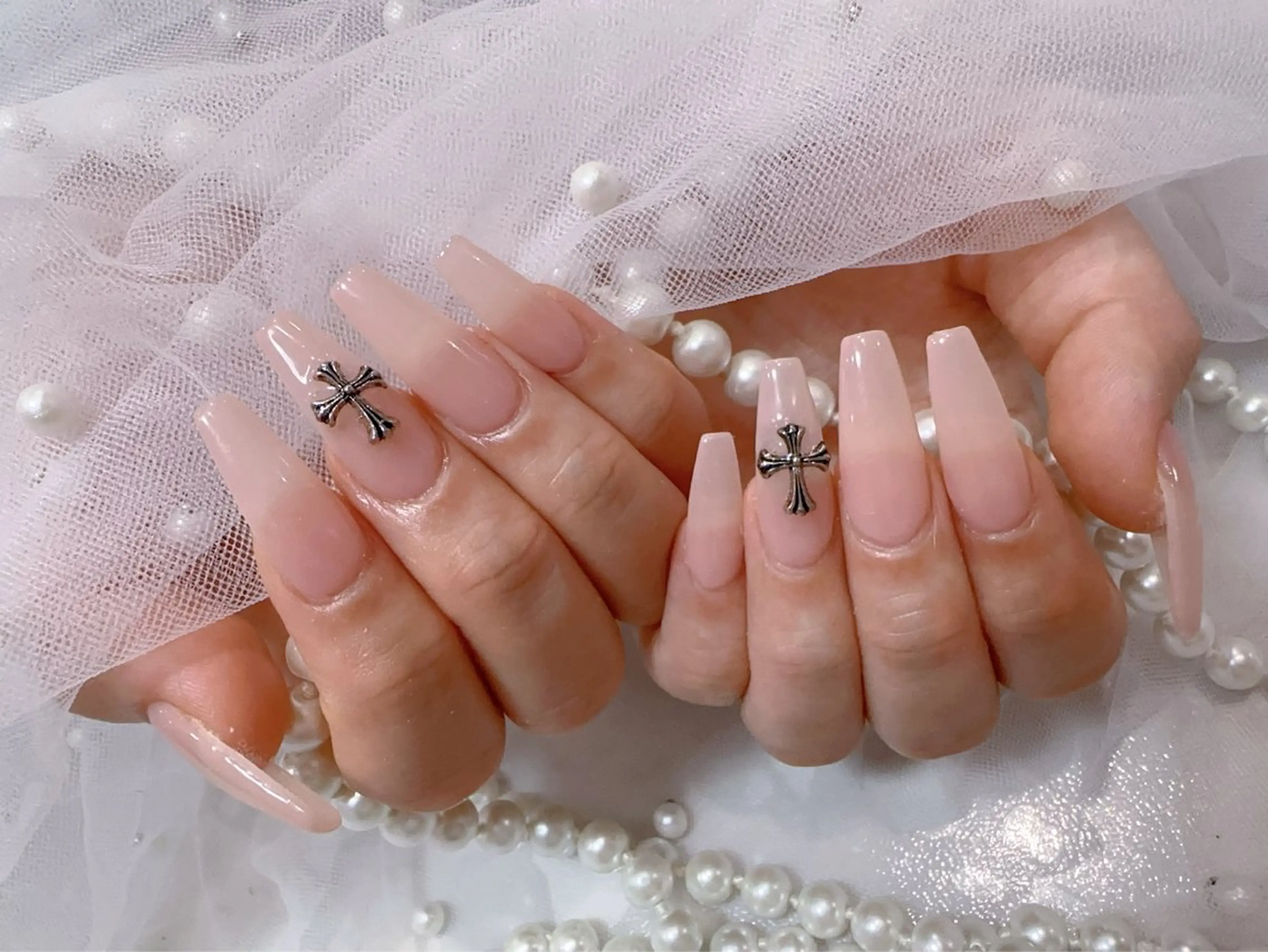 ネイル アートネイル フラッシュネイル フレンチネイル ジェルネイル ガラスフレンチ ハンドネイル You&Me Miyuのネイルデザイン