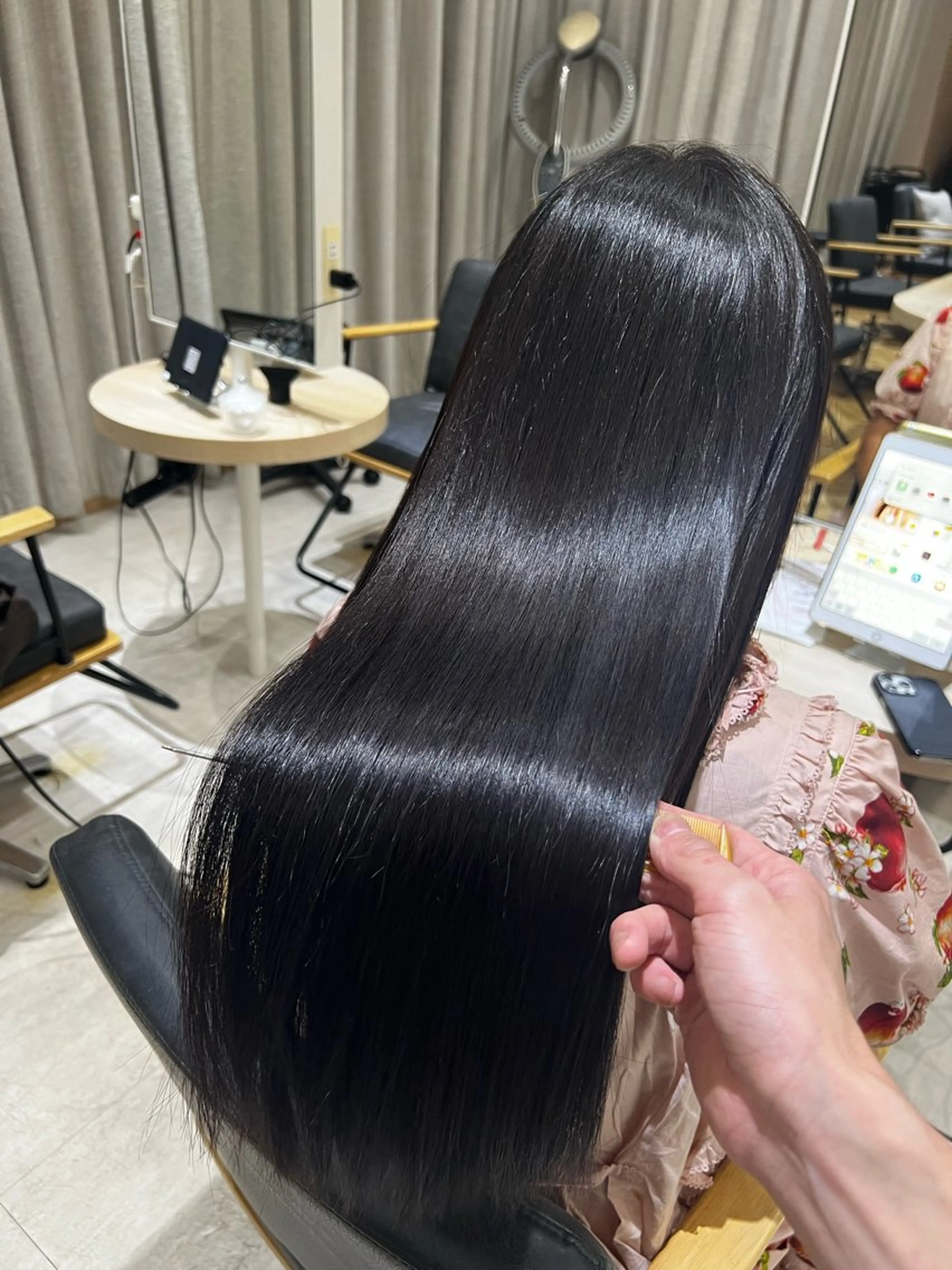 ロング カット ヘアカラー トリートメント 松田卓也🌟髪質改善 🌟縮毛矯正🌟艶髪のヘアスタイル