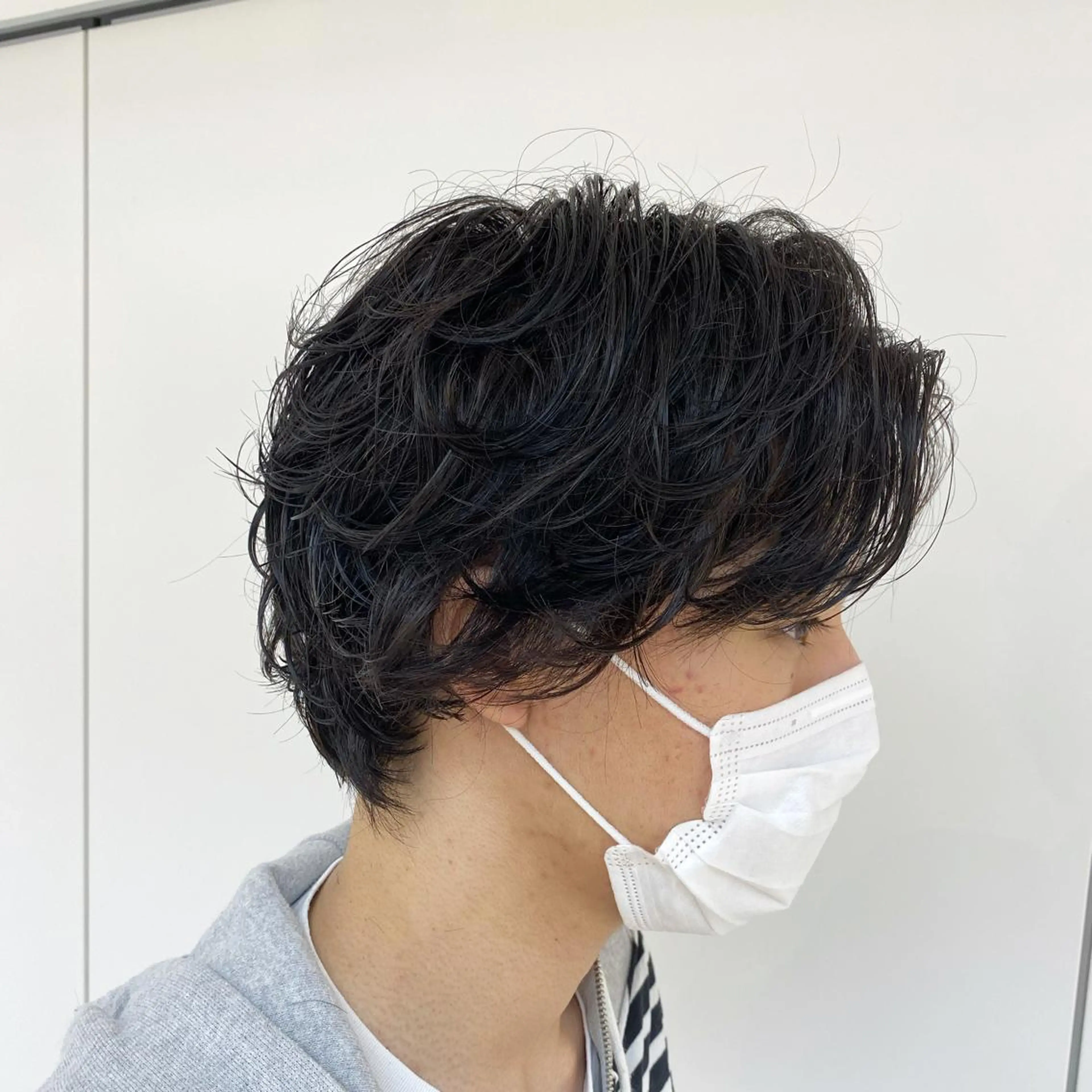 パーマ メンズ メンズパーマ カット パーマ ✂韓国レイヤー 🦋みやび🪽のヘアスタイル