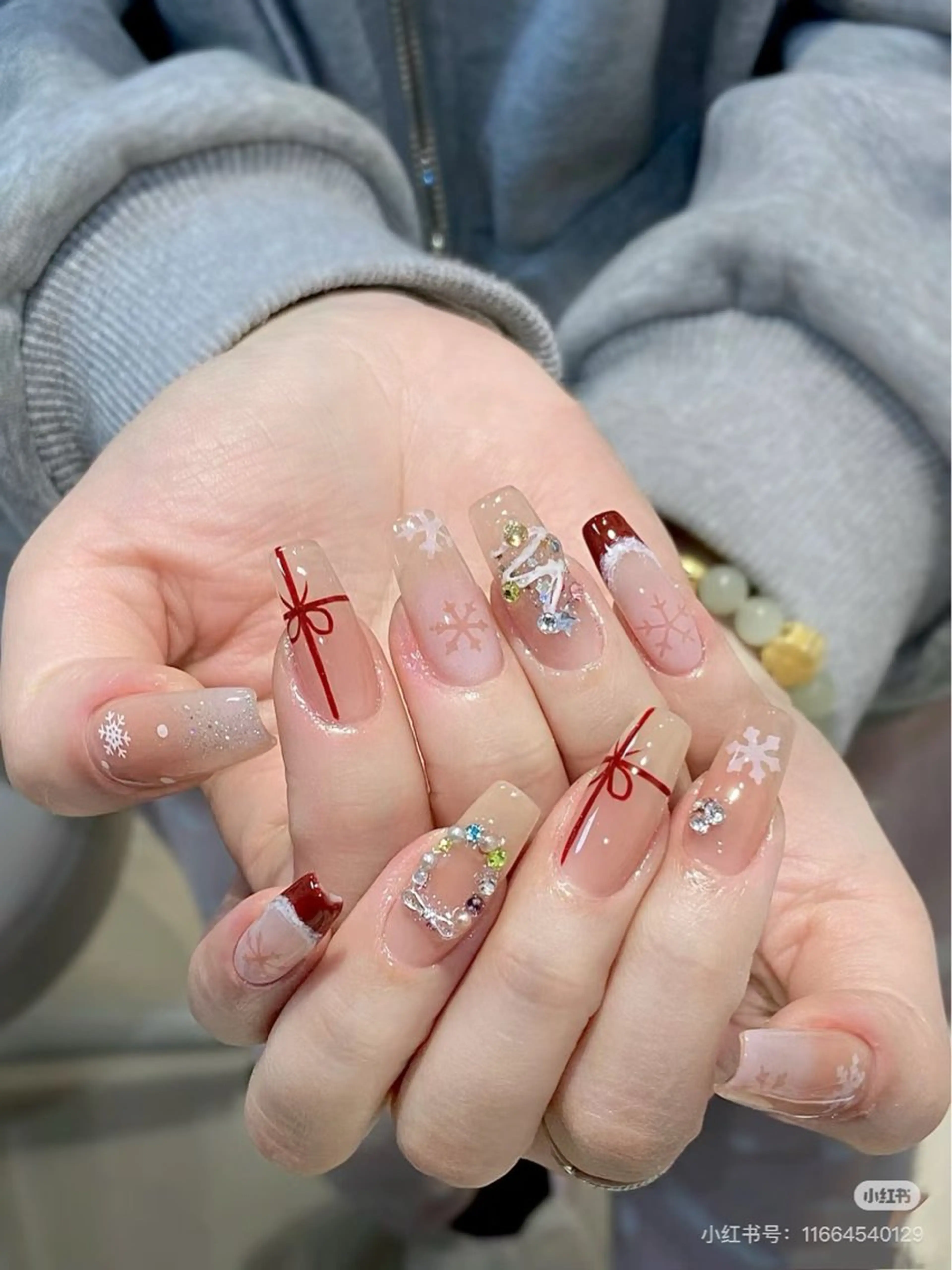 ネイル 成人式 ロングネイル マグネットネイル 大理石ネイル(マーブル) リボン ハンドネイル MoMoA Nail ネイル長さ出し専門店のネイルデザイン