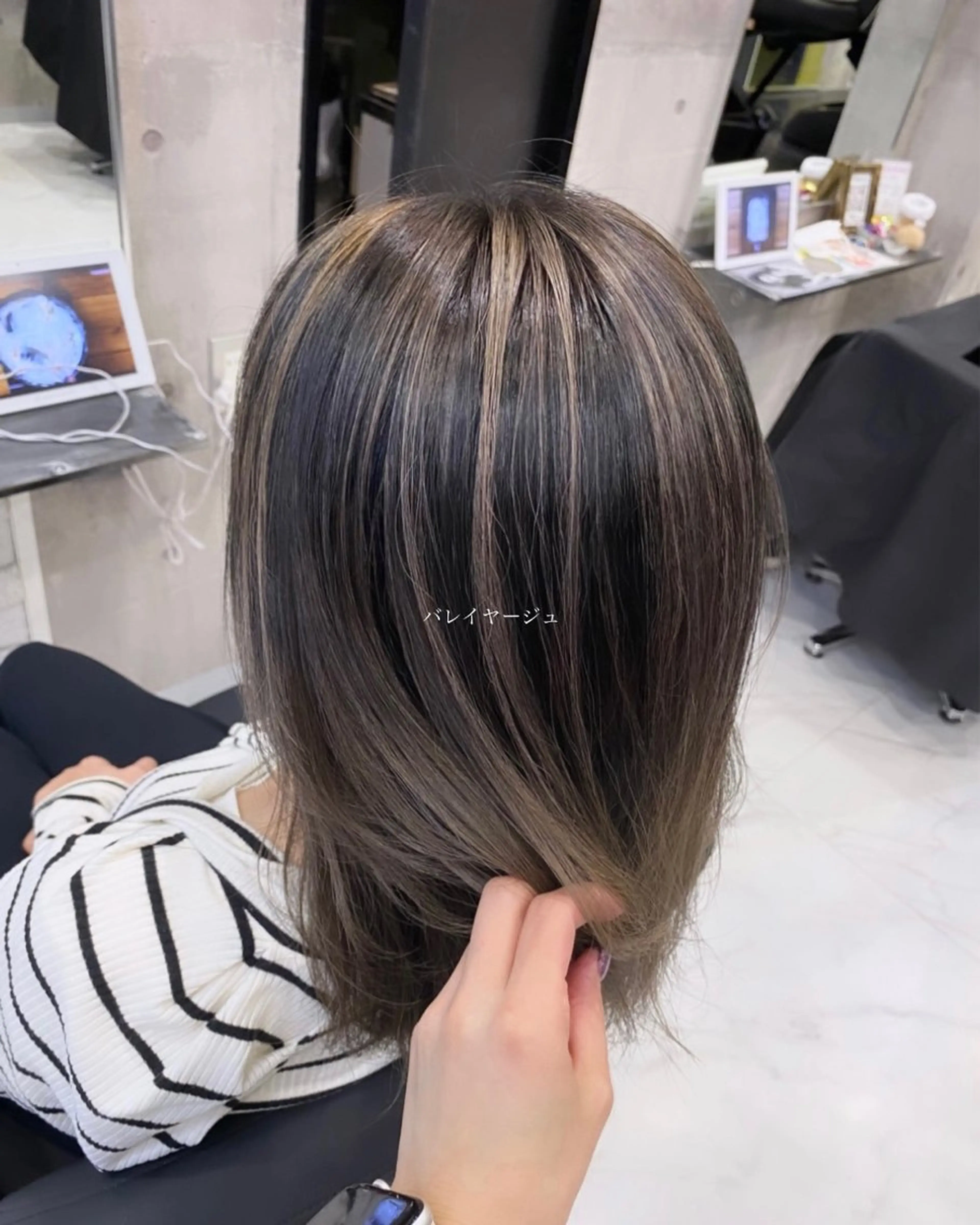 セミロング カラー パーマ ヘアアレンジ メンズ 最新艶髪トレンド￤ ヘア￤miyu🐒♡のヘアスタイル