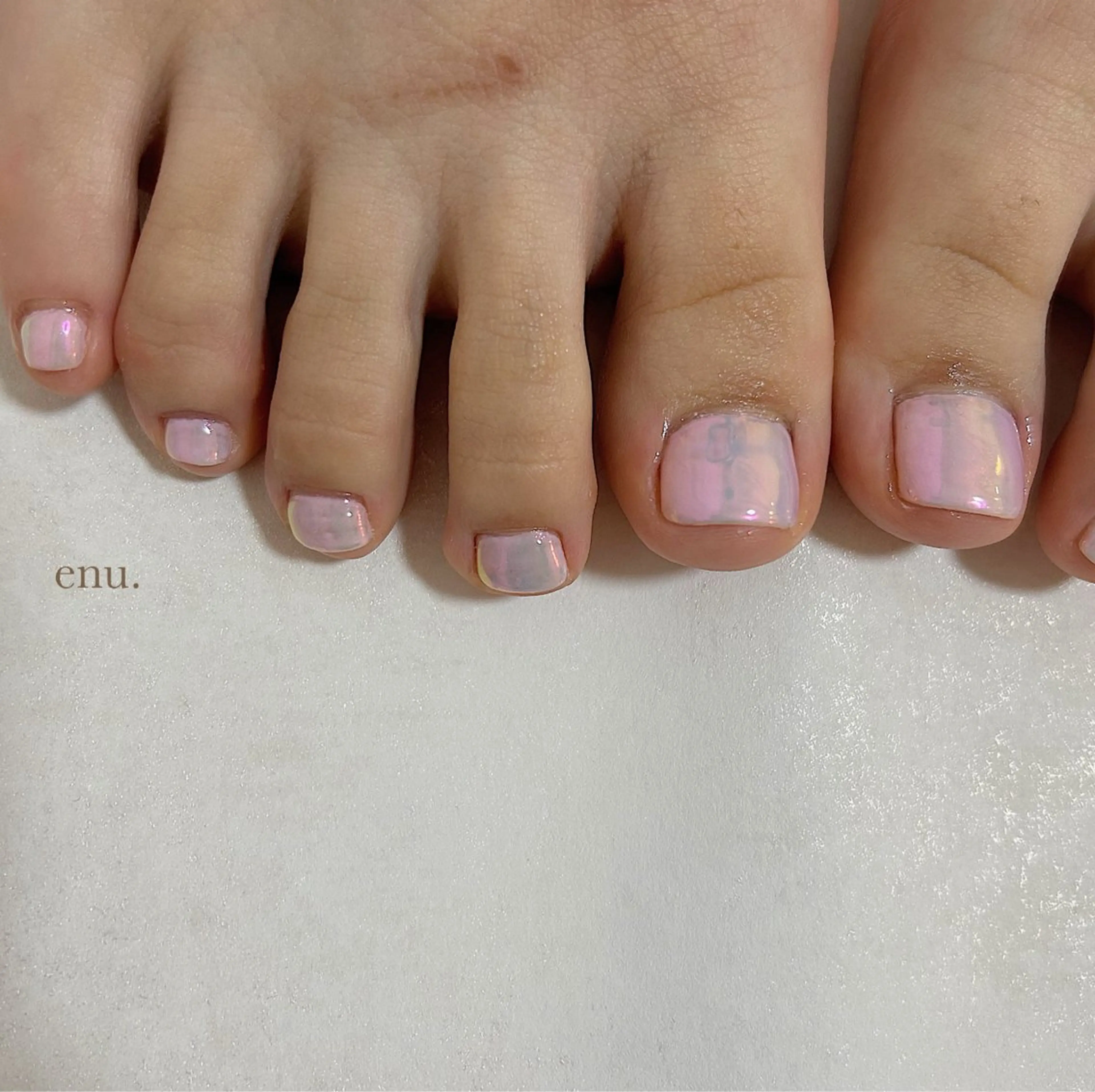 ネイル フットネイル ワンカラーネイル ハンドネイル enu. nanakoのネイルデザイン