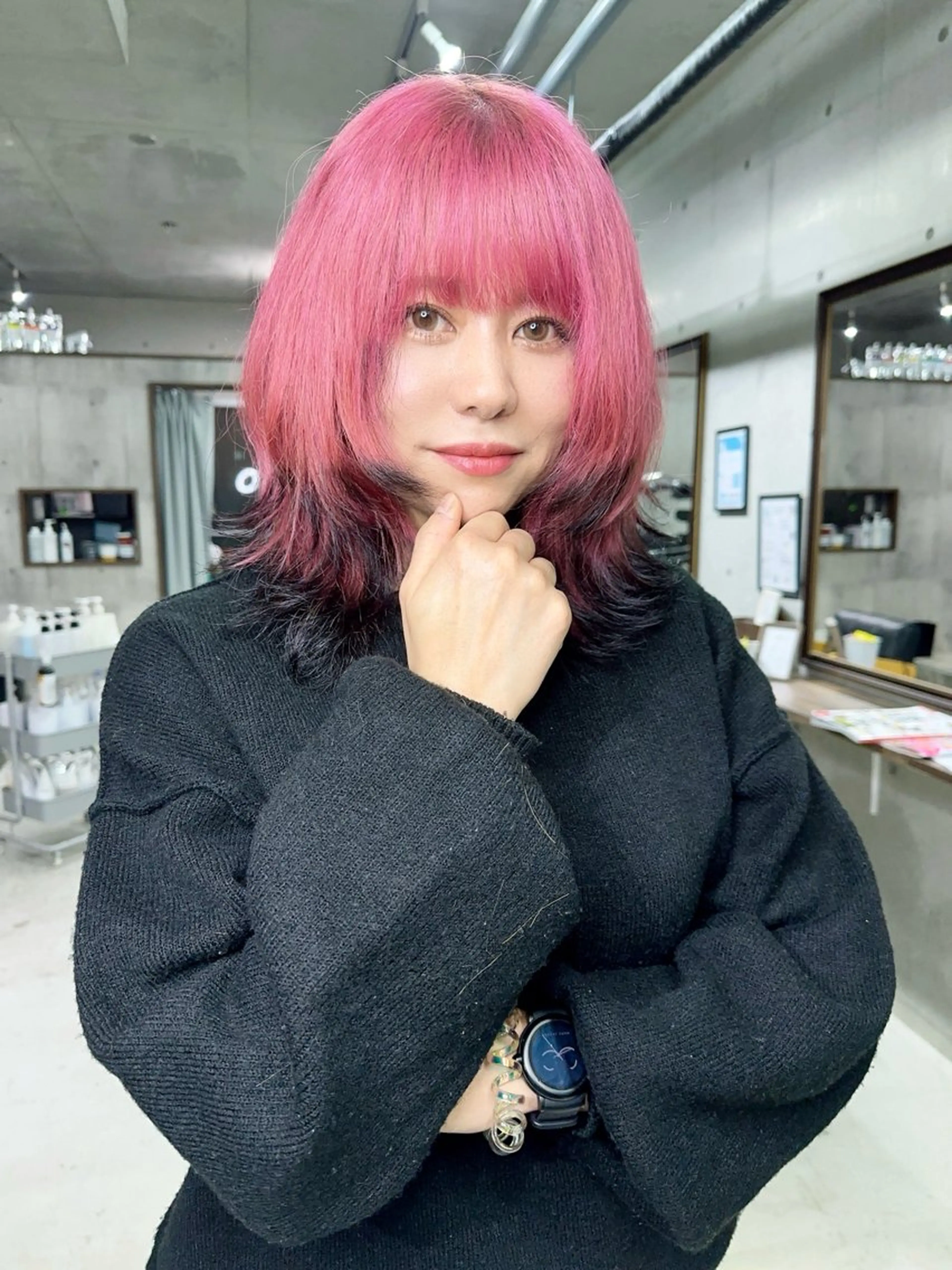 ミディアム カラー ピンクカラー ウルフカット ヘアカラー トリートメント 名古屋のピンク好き かずくん🦩のヘアスタイル