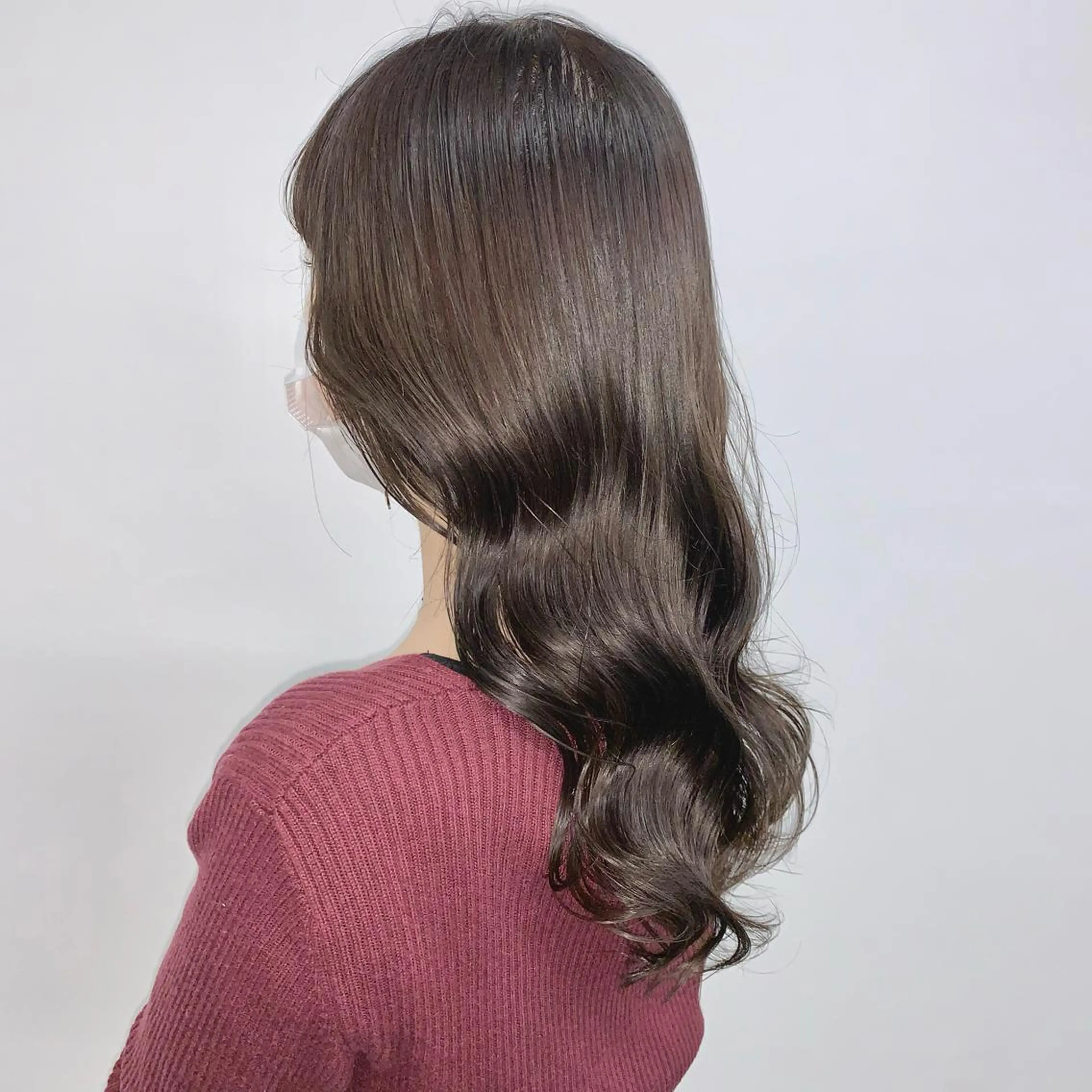 ロング カラー 肌に馴染む暗髪 梅田・増田のヘアスタイル