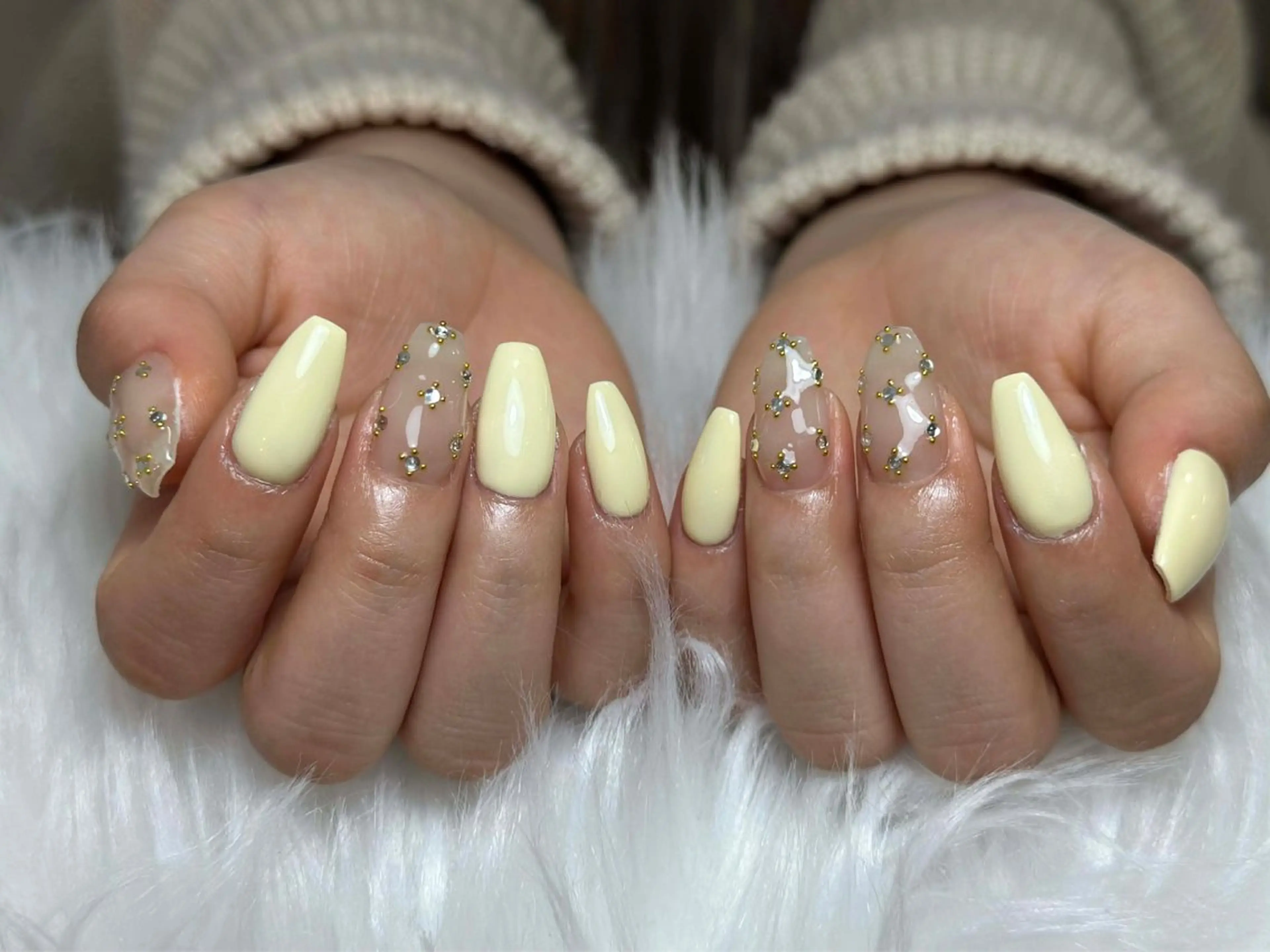 ネイル フレンチネイル ジェルネイル ガーリー 韓国ネイル ロングネイル ハンドネイル ミ チャンのネイルデザイン