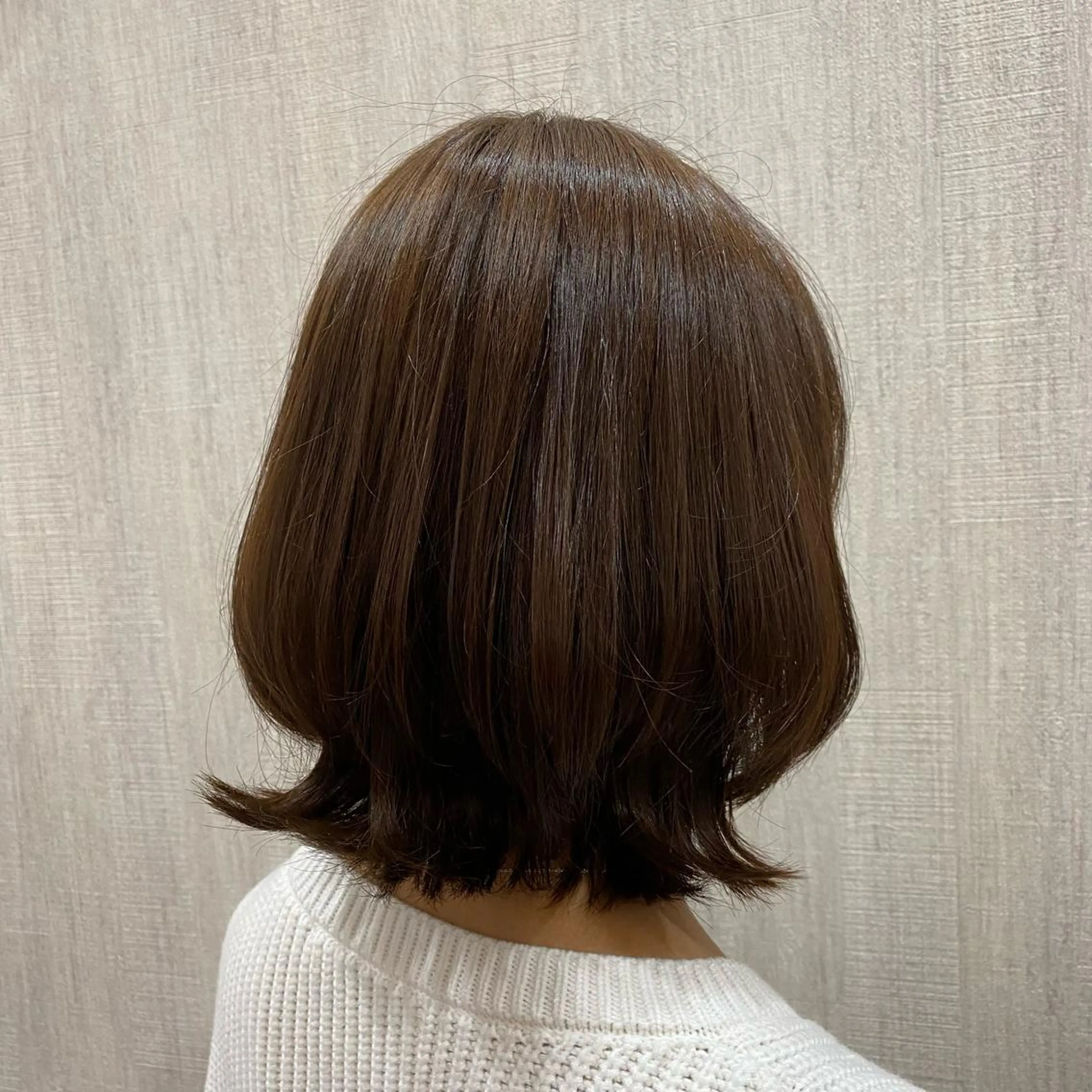 ミディアム カラー カット ヘアカラー トリートメント 🫧透け感⋆艶髪💎 山口アヤカのヘアスタイル