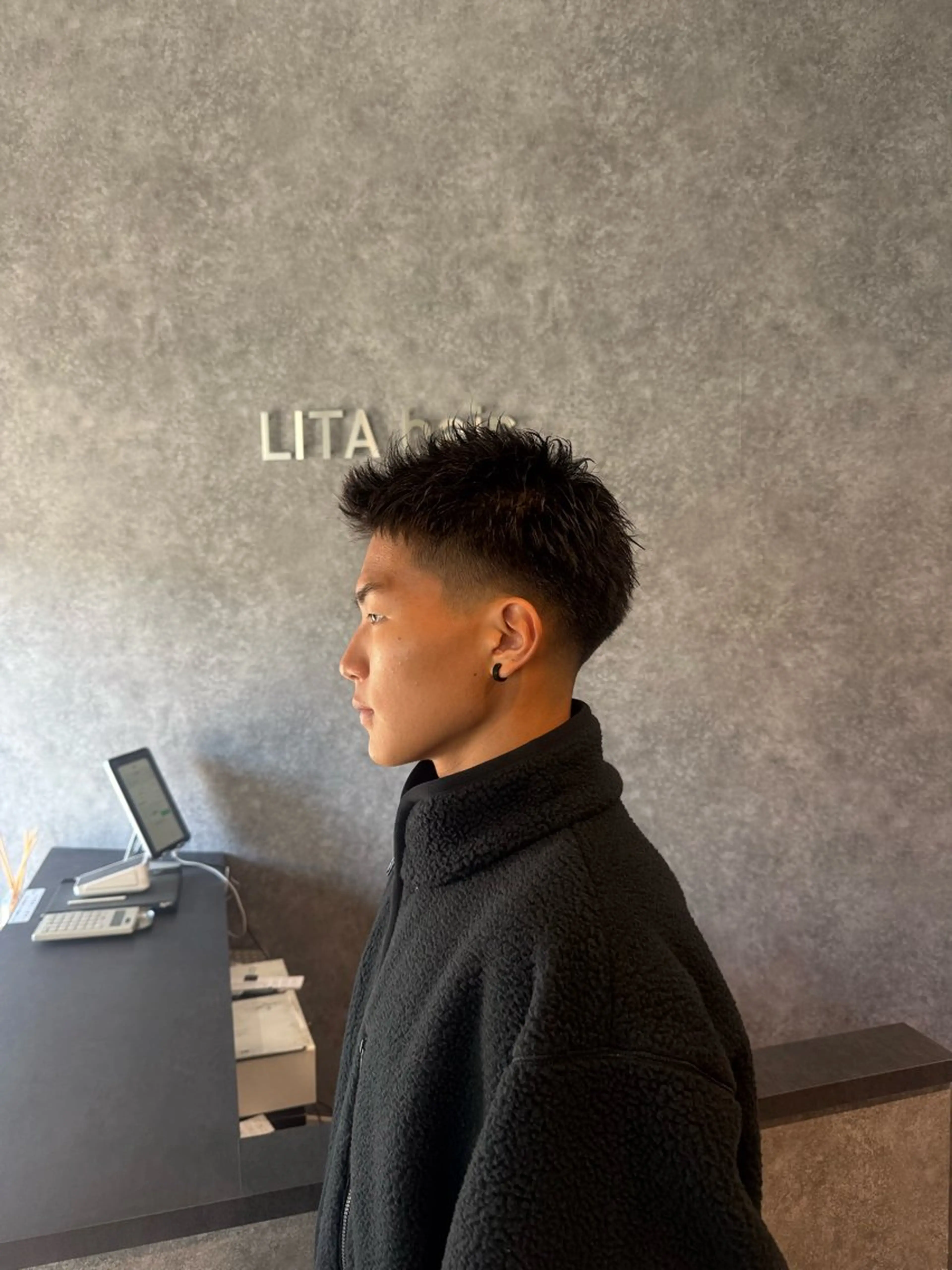 ショート カット 野上 晃生のヘアスタイル