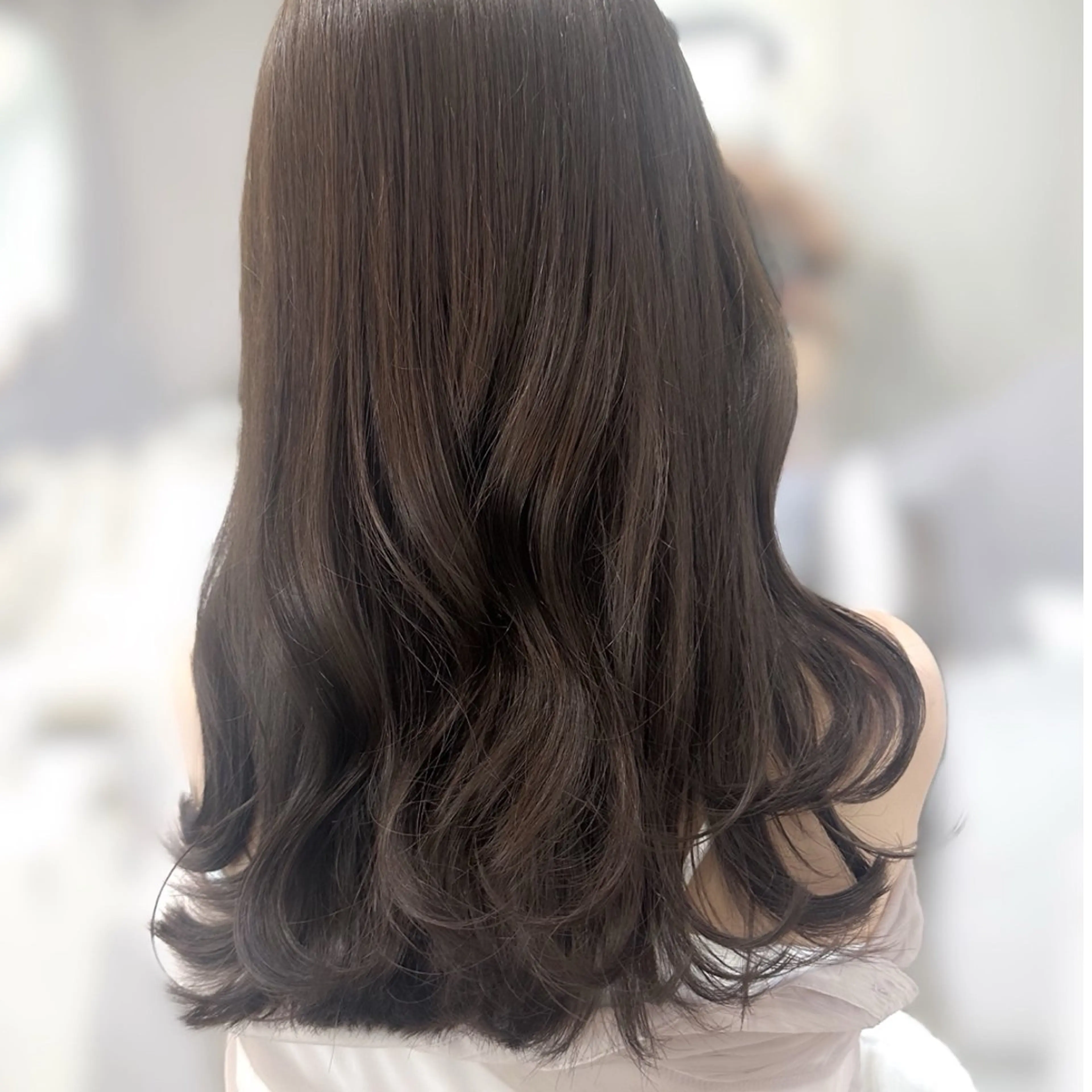 セミロング ヘアカラー 🎀Reina🎀 ベージュカラー🤍のヘアスタイル