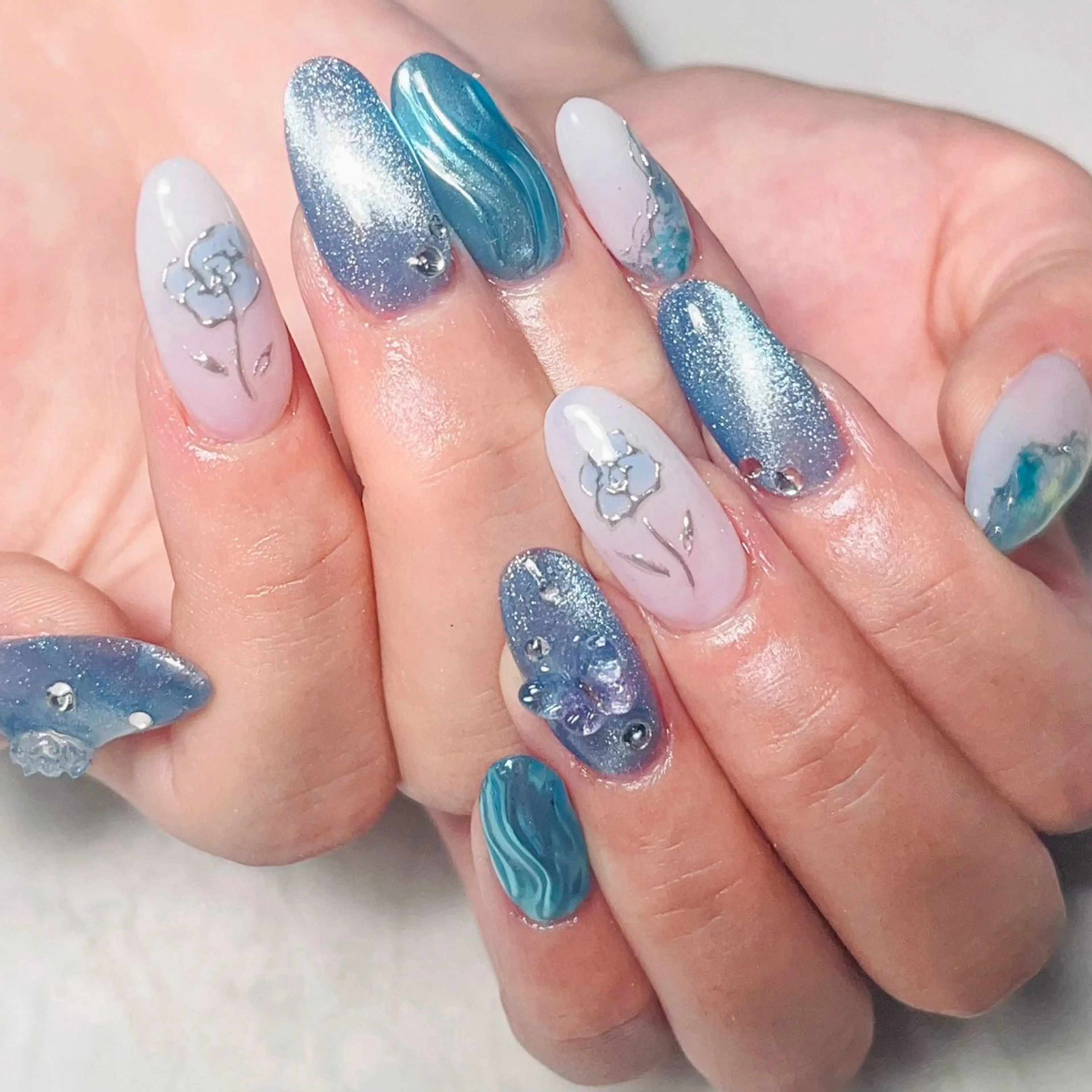ネイル ハンドネイル muum_nail 新宿2分 三丁目1分のネイルデザイン