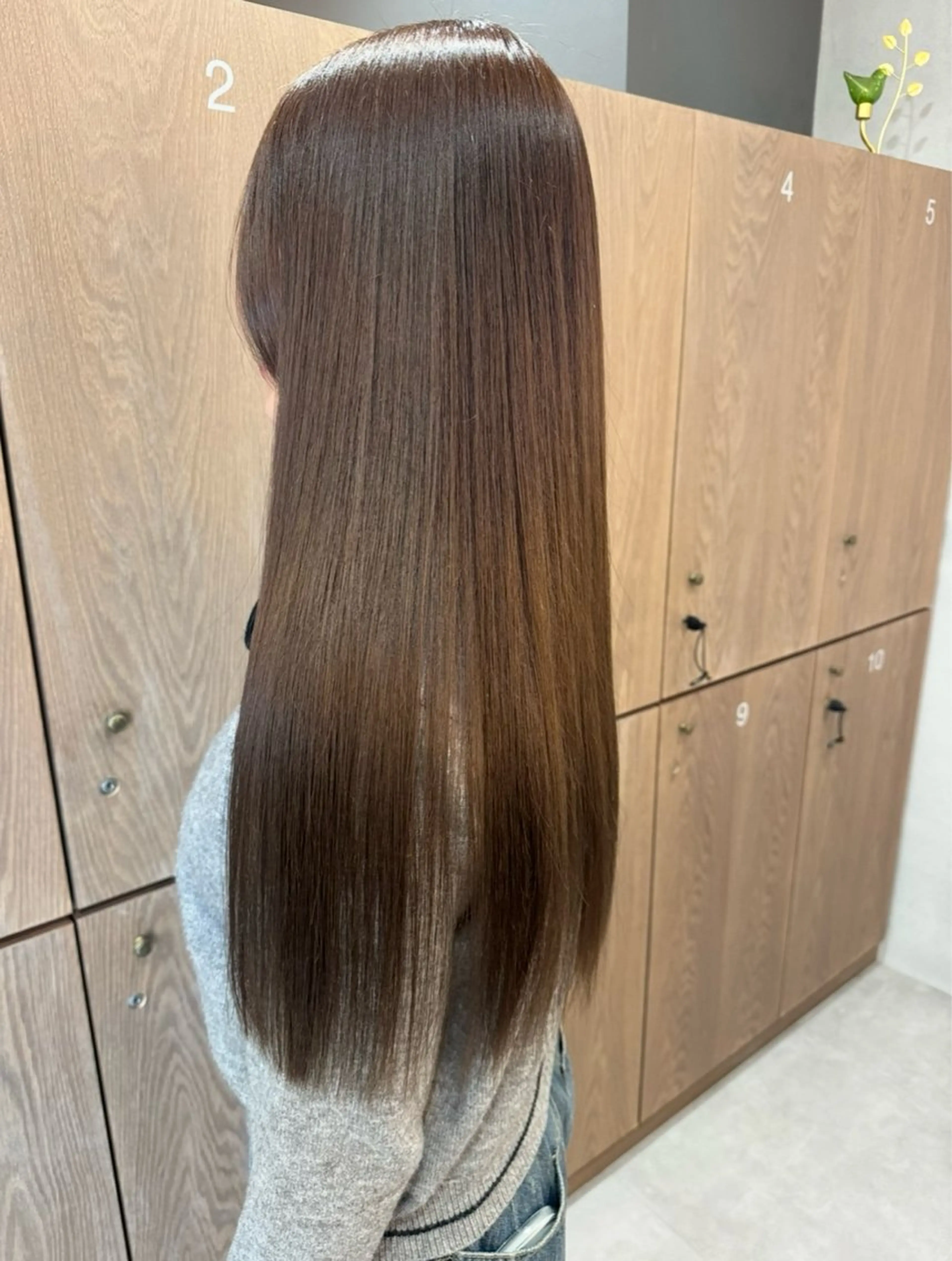 カラー 【ルプラボウ 】加藤 和音のヘアスタイル