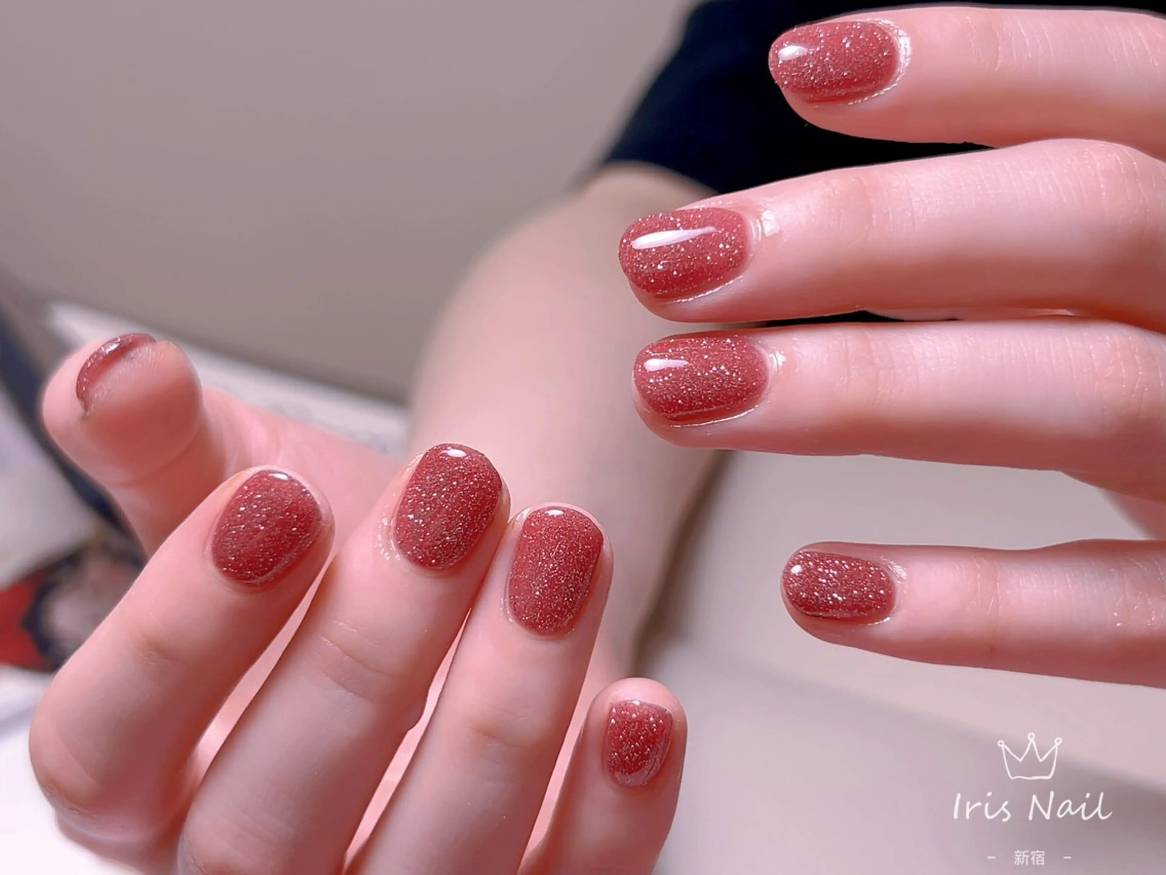 ネイル フレンチネイル ジェルネイル グラデーション 韓国ネイル マグネットネイル 【長さ出し】 IRIS NAILのネイルデザイン