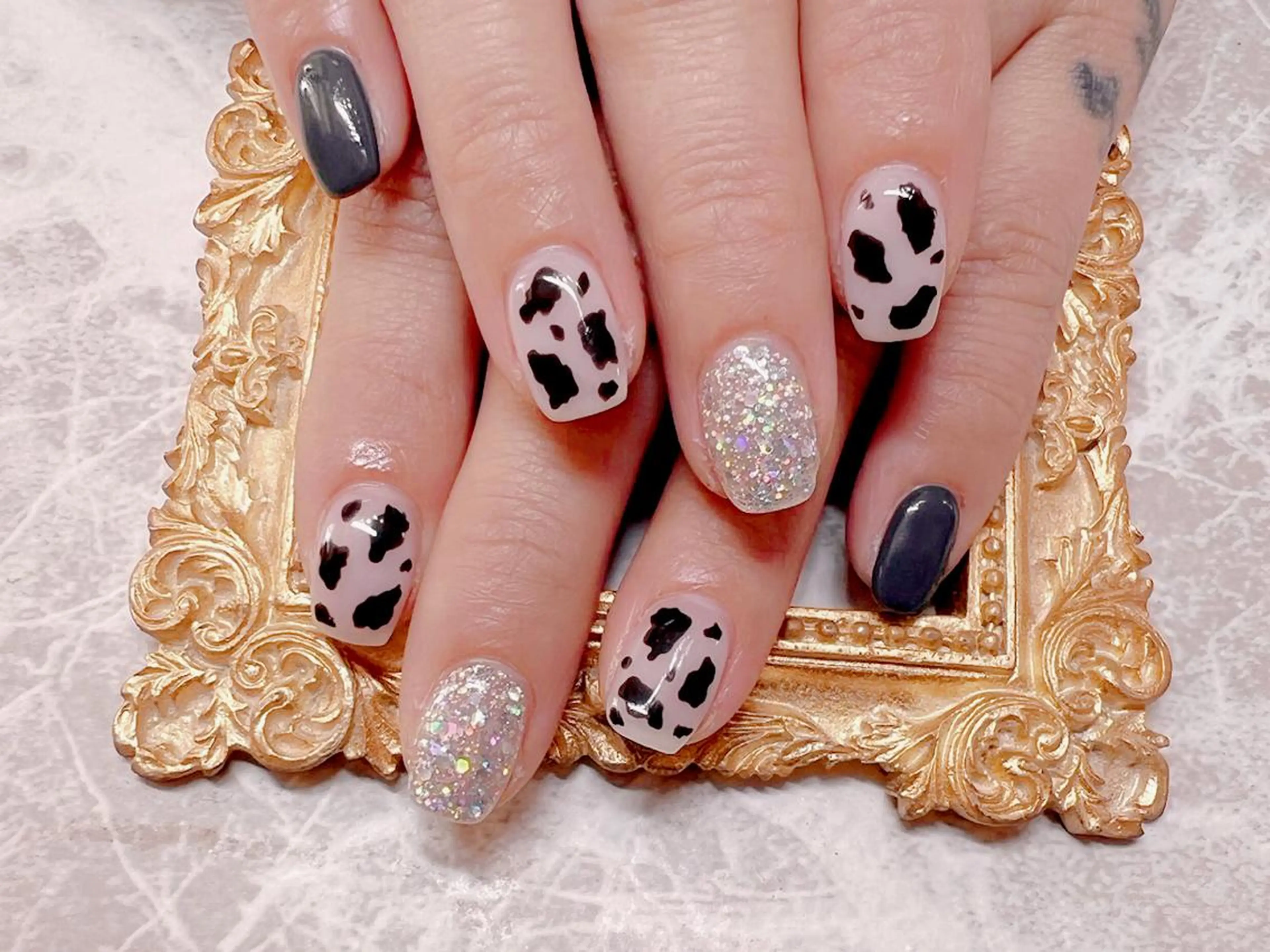 ネイル ハンドネイル マジック ミラーのネイルデザイン