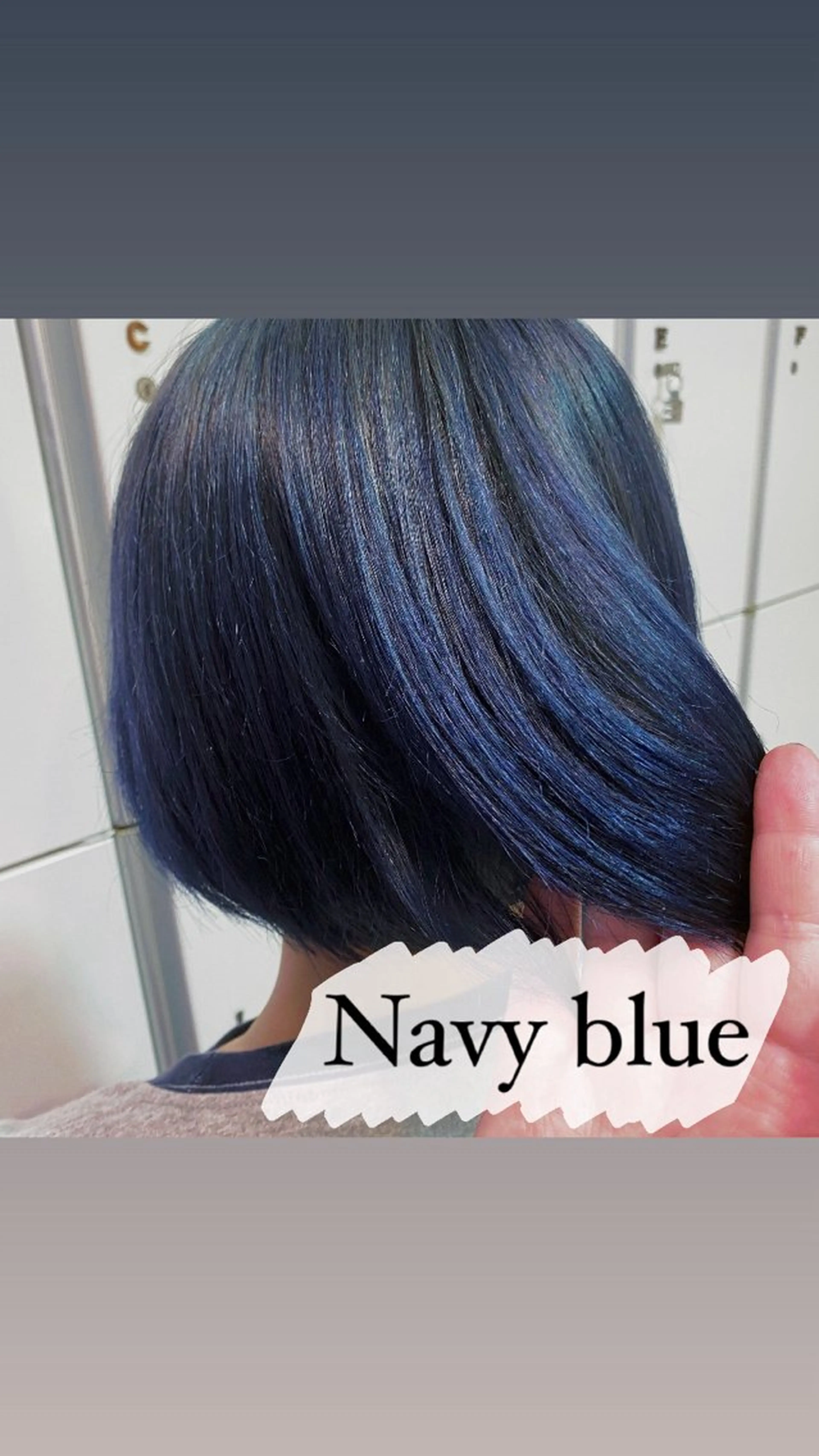 ミディアム カラー ヘアアレンジ ブルーカラー ヘアカラー ミルクティーベージュ 暖色カラー/池田麻帆のヘアスタイル