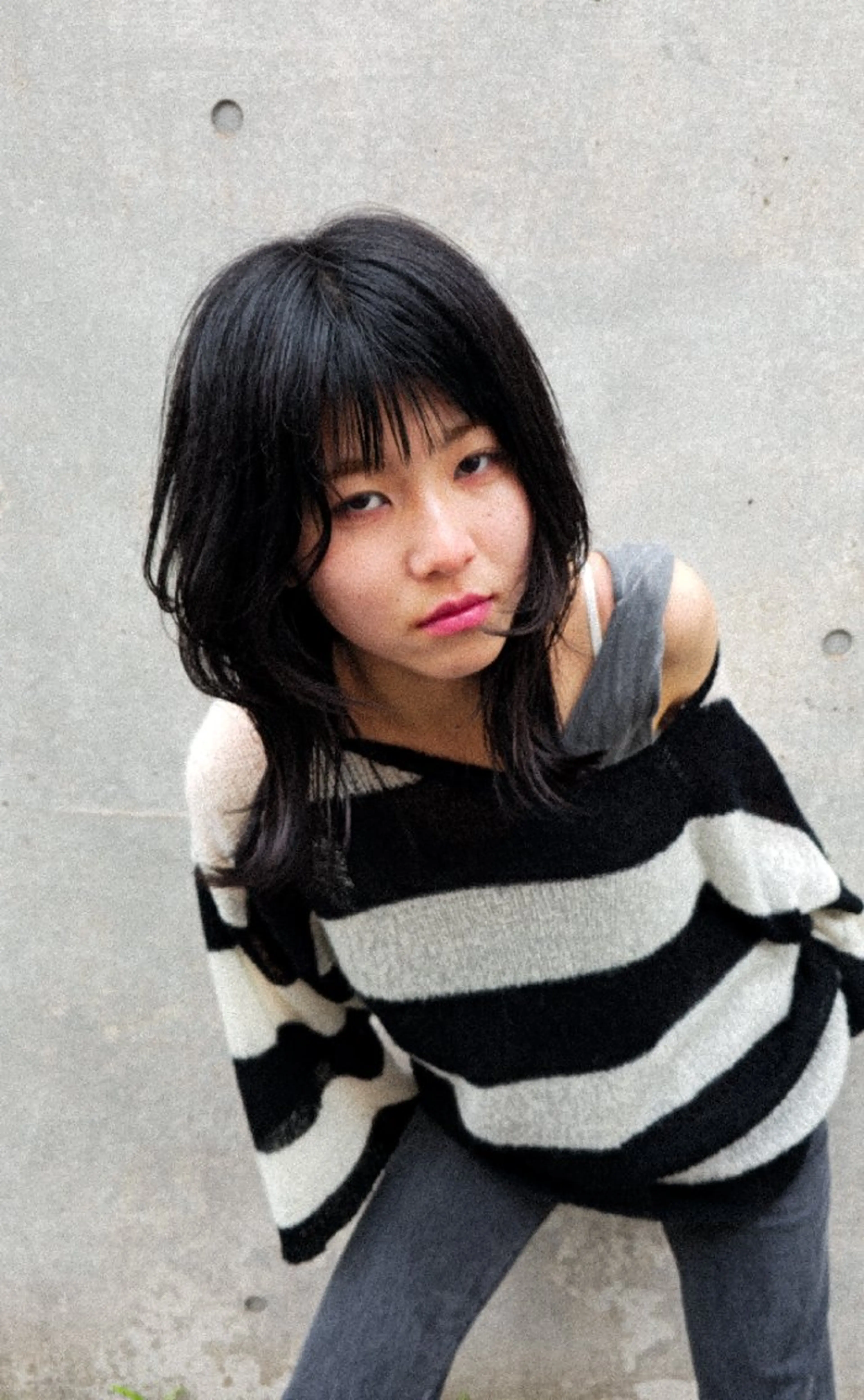 ミディアム OMA　 カタギシのヘアスタイル