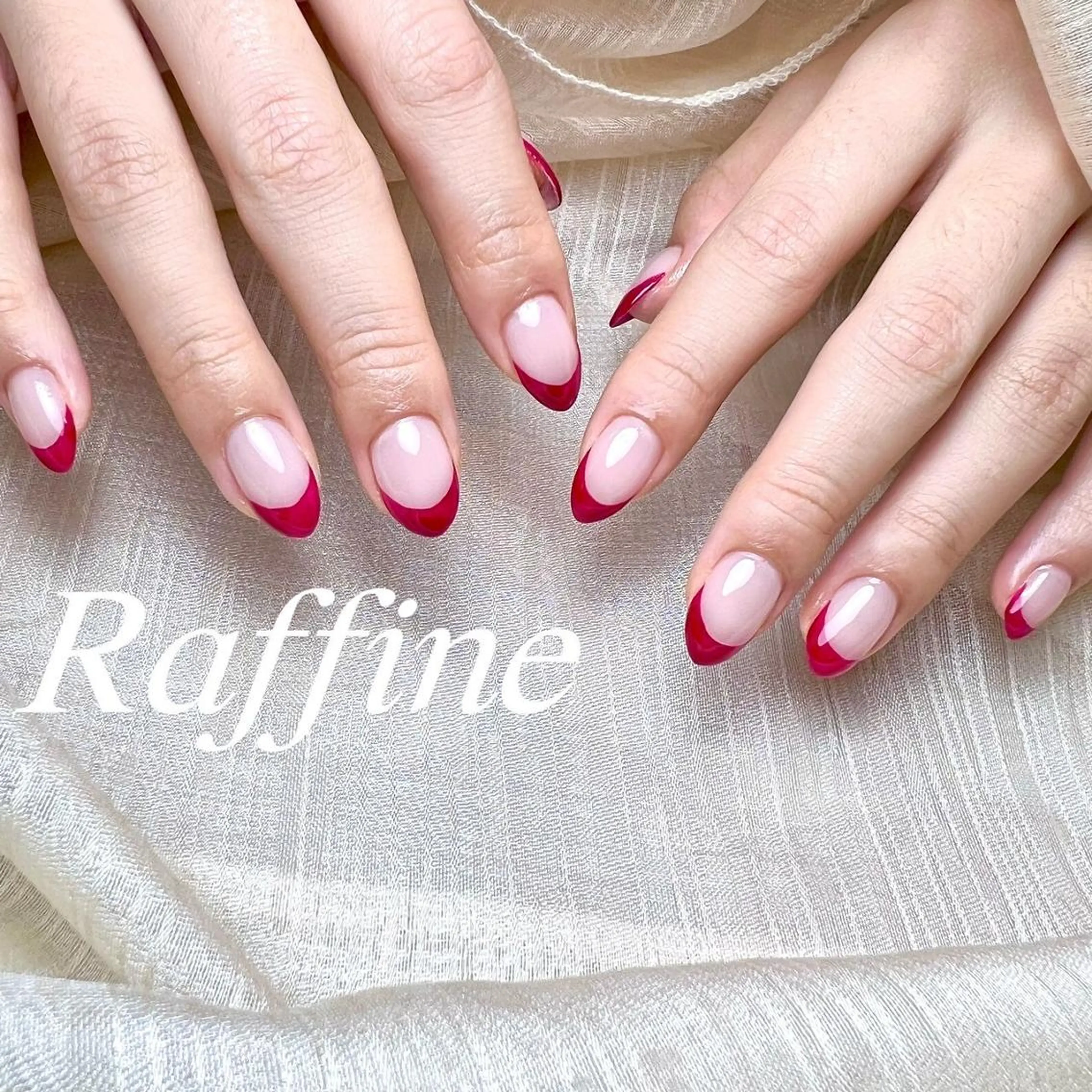 ネイル RAFFINE haru🦋🩵のネイルデザイン