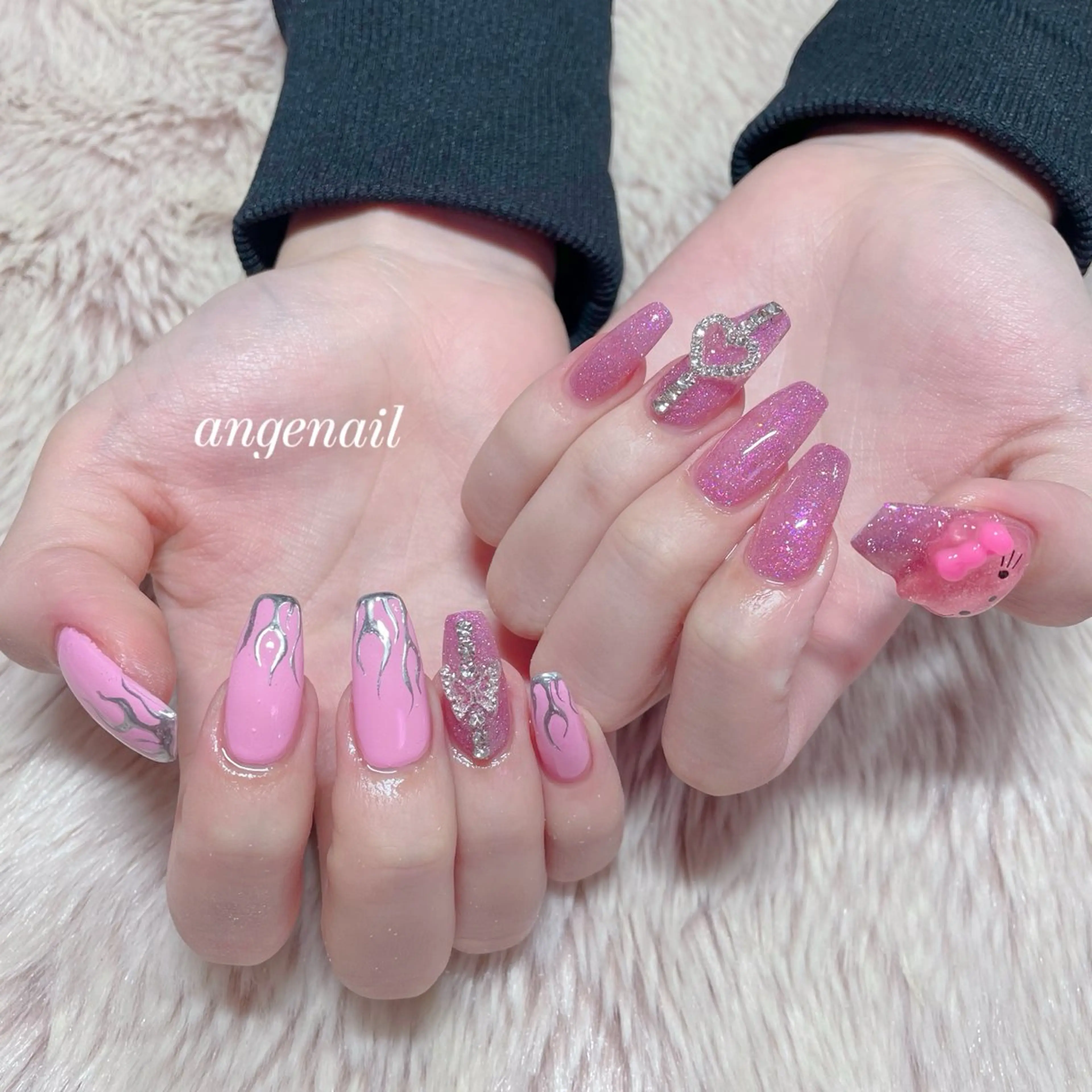 ネイル ハンドネイル オーナーネイリスト MAKIのネイルデザイン