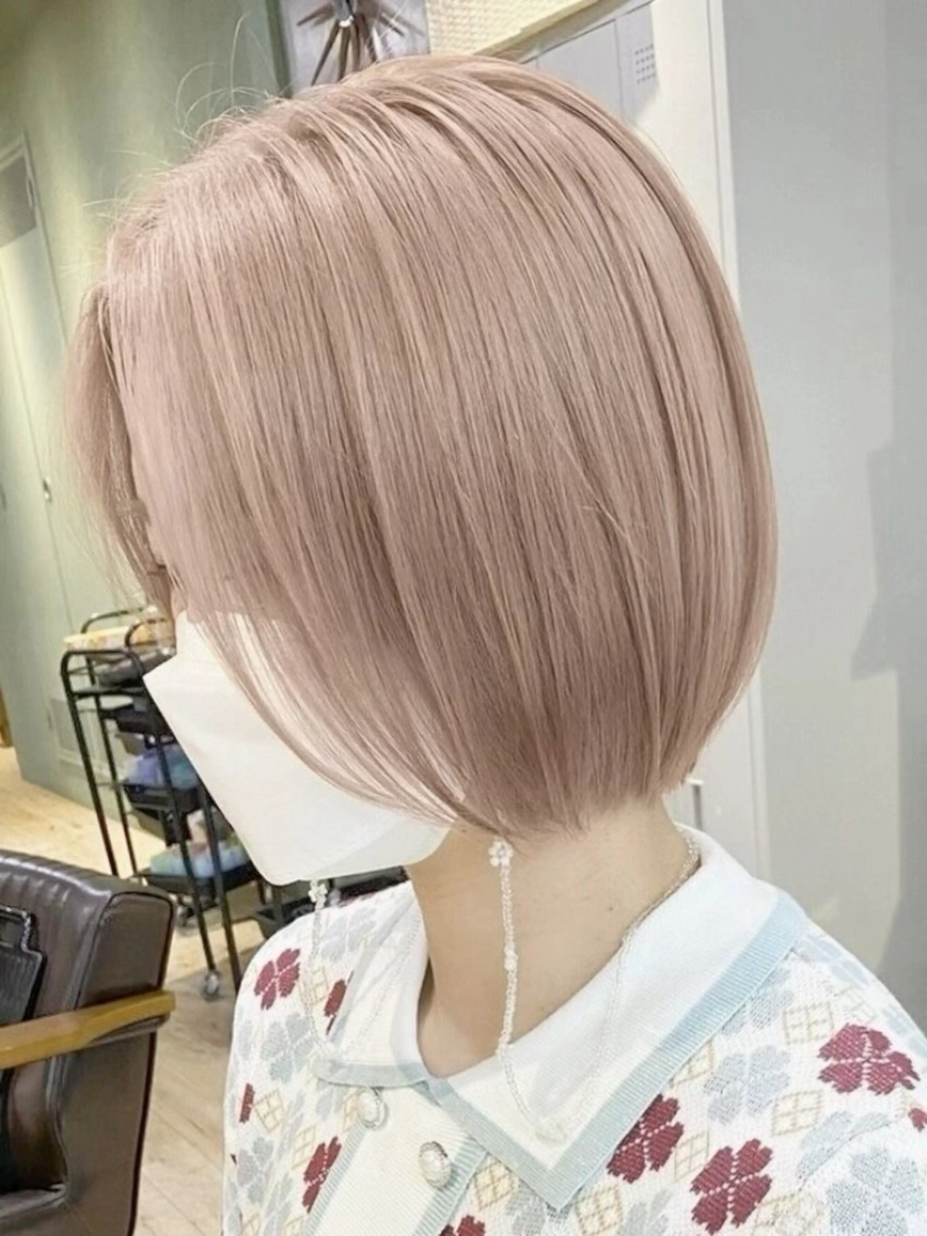 ミディアム ヘアカラー トリートメント ハイトーンイヤ リングカラー清水隆央のヘアスタイル