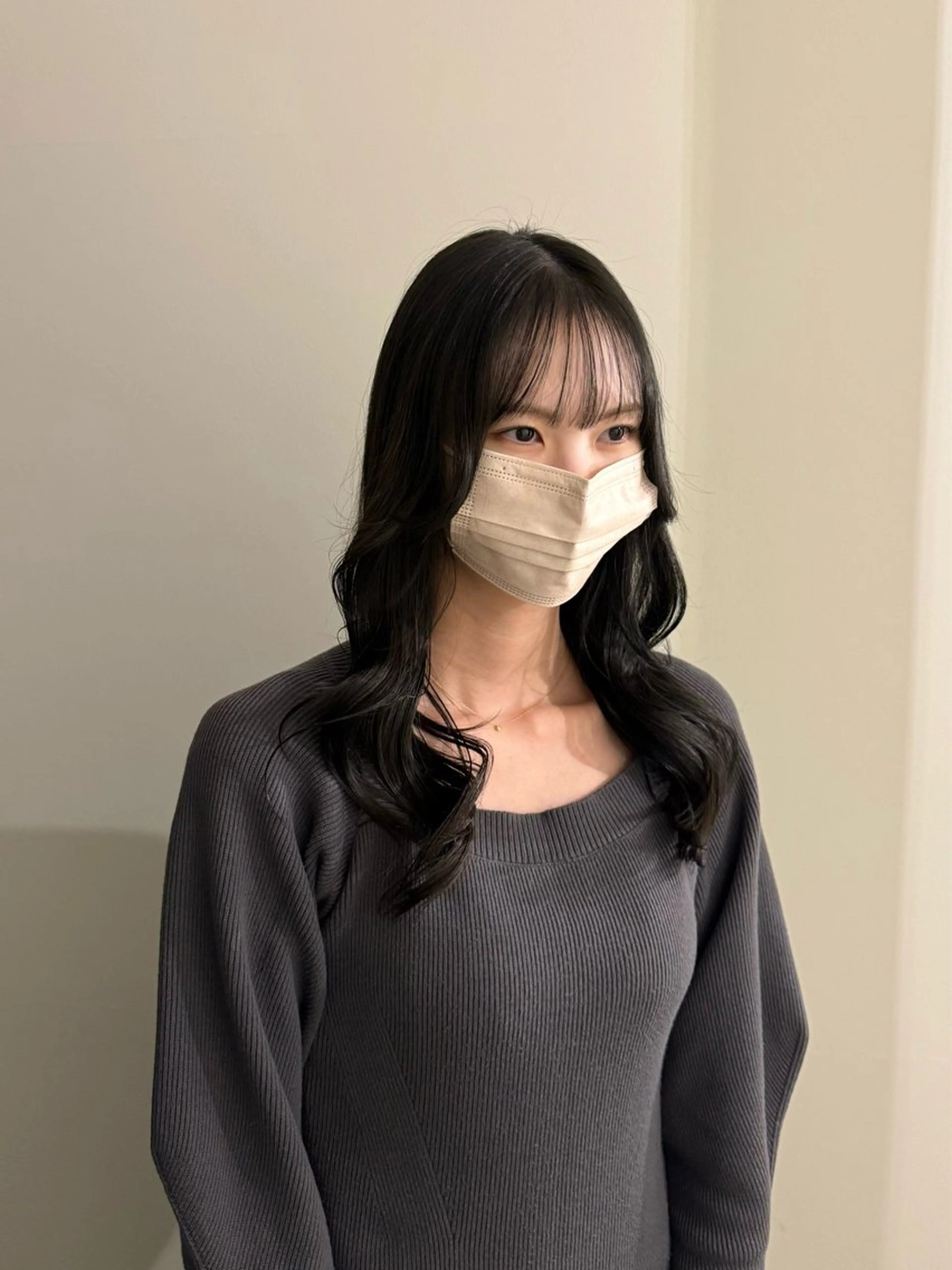 ロング カラー 内沼 恵留菜のヘアスタイル