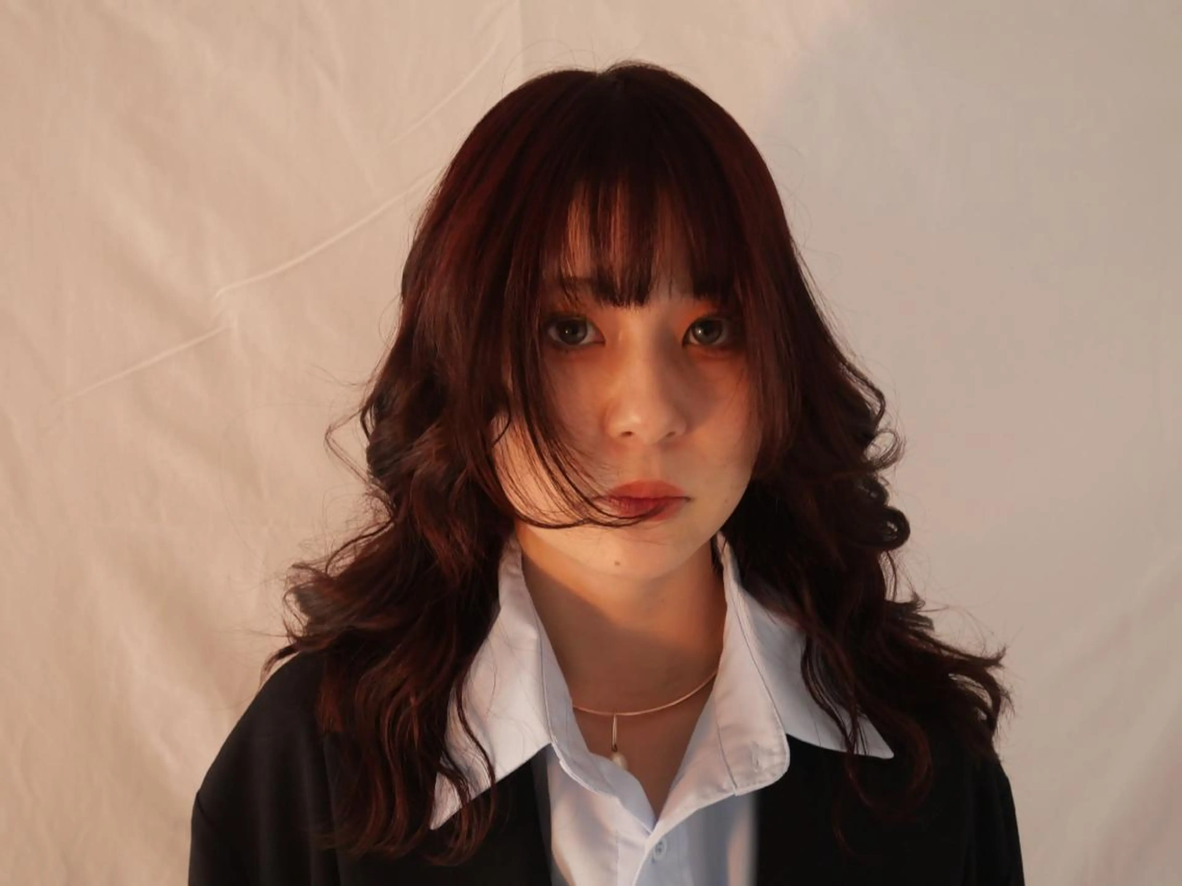 セミロング カラー 小笠原 悠斗のヘアスタイル