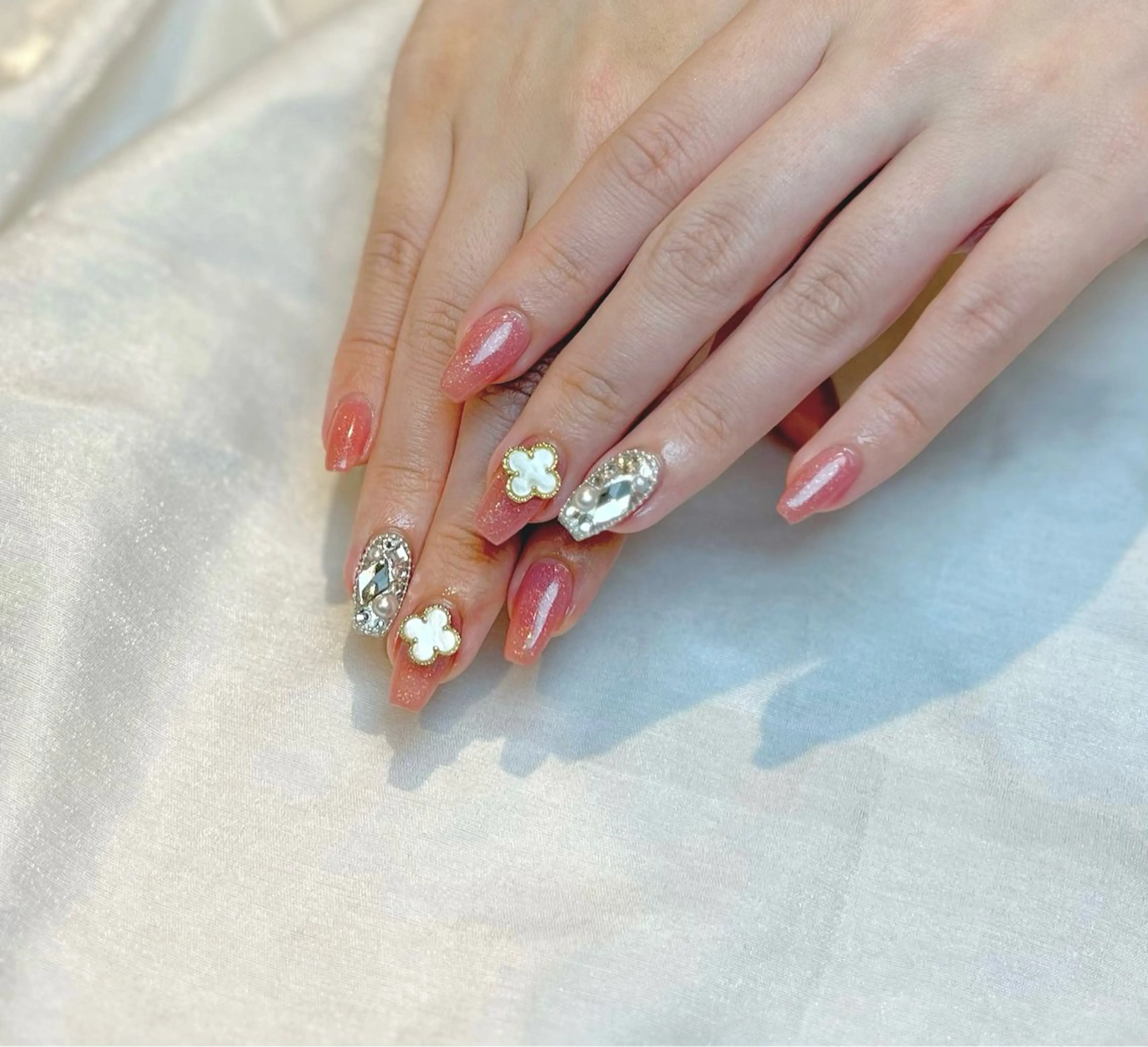 ネイル Lino+ ネイル&よもぎ蒸しのネイルデザイン