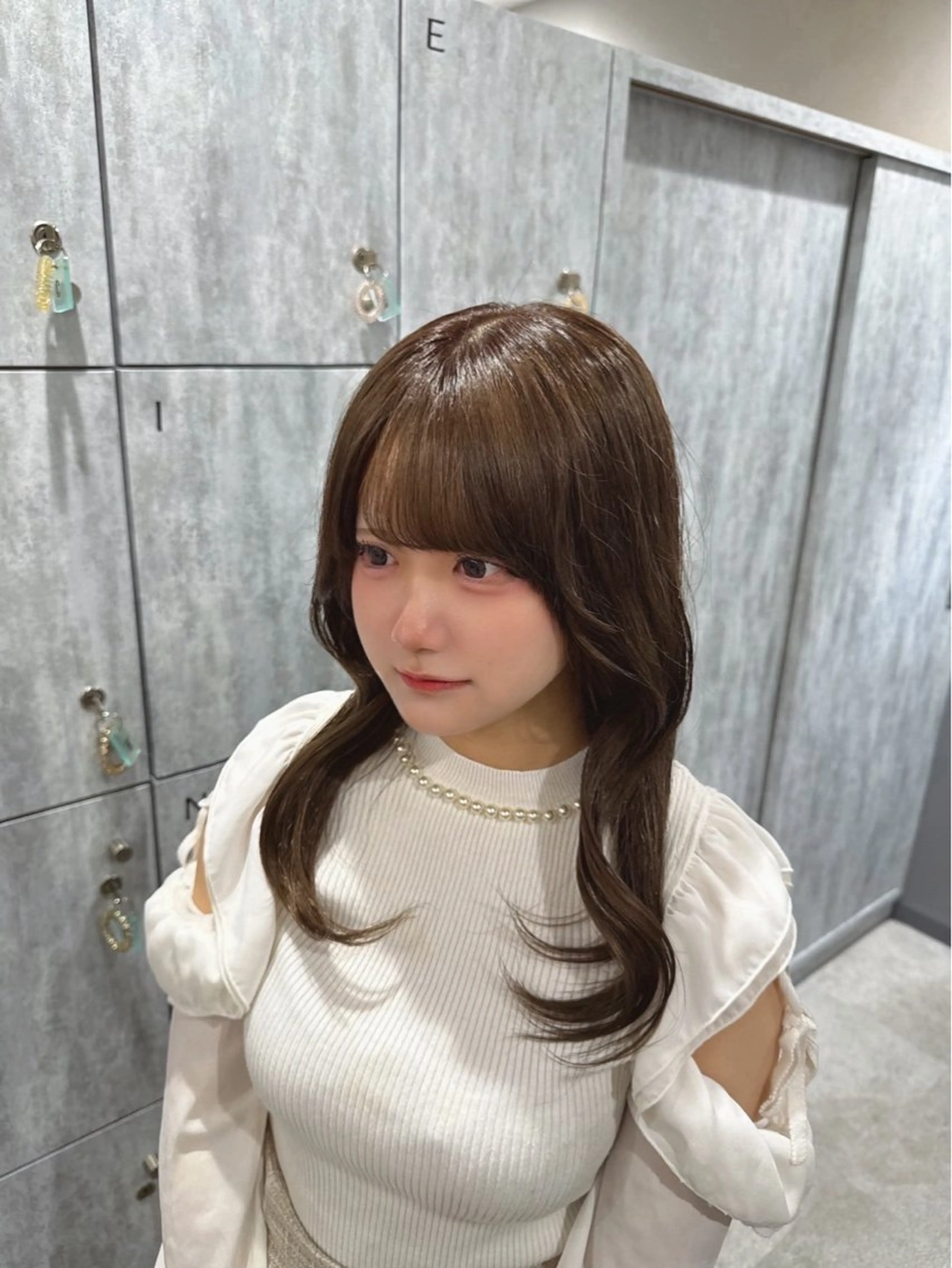 セミロング カラー 紅都🫧透明感 水光カラー🫧のヘアスタイル