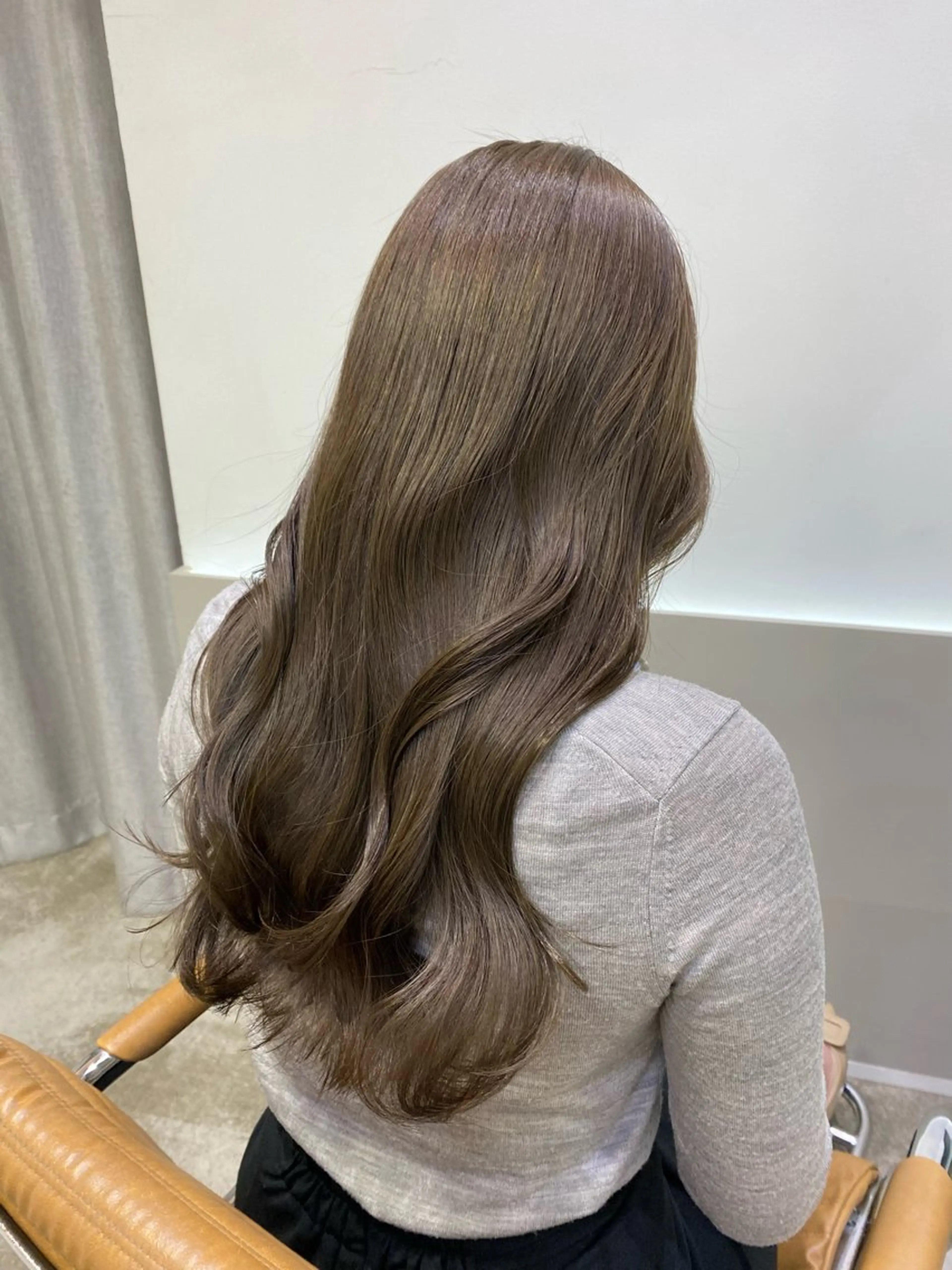 ロング カラー ベージュカラー オリーブベージュ カット ヘアカラー 韓国レイヤー/ 縮毛矯正🎀minaのヘアスタイル