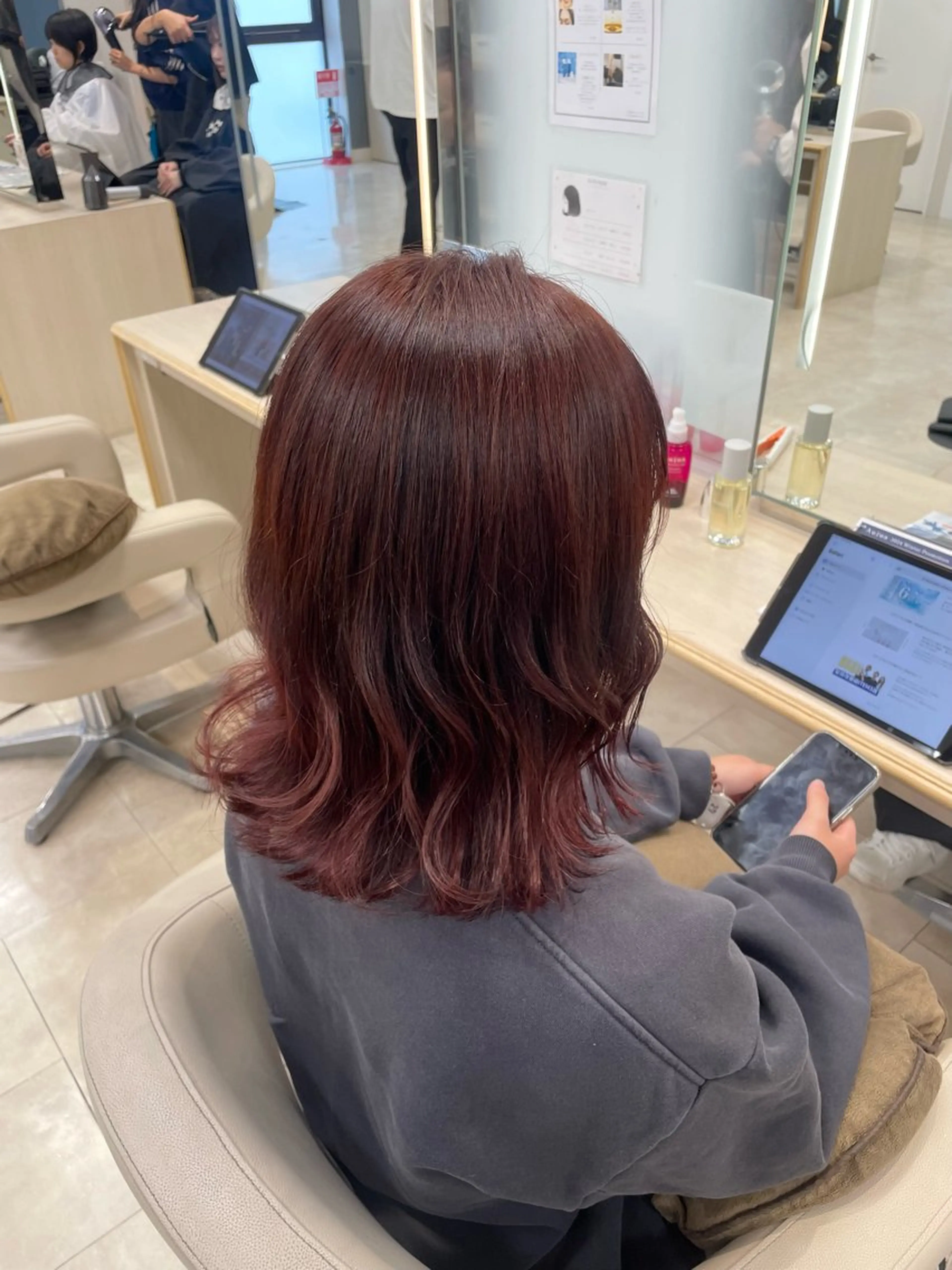 セミロング カラー ヘアカラー トリートメント kenje luscaのヘアスタイル