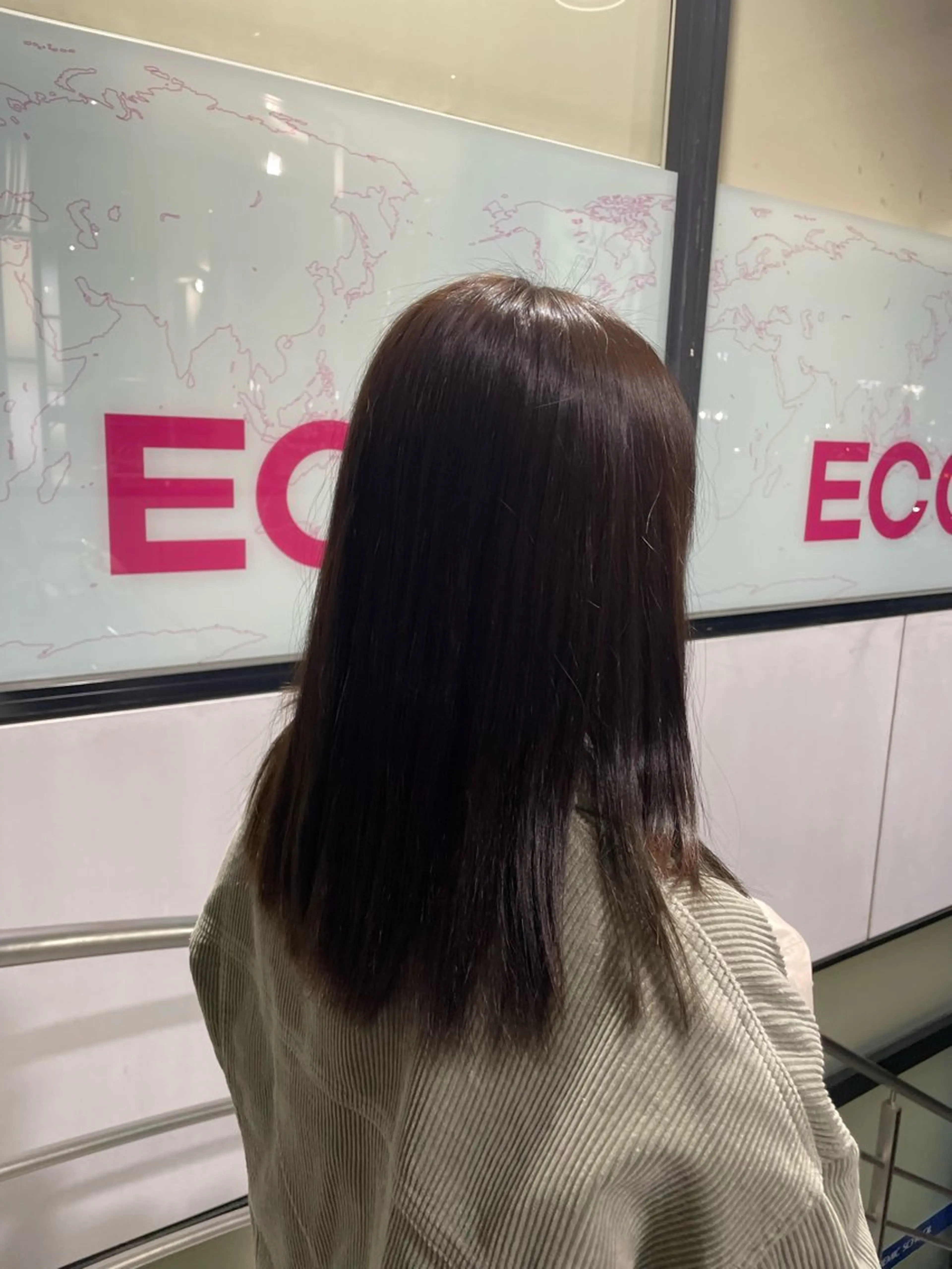 セミロング 下村 和香奈のヘアスタイル