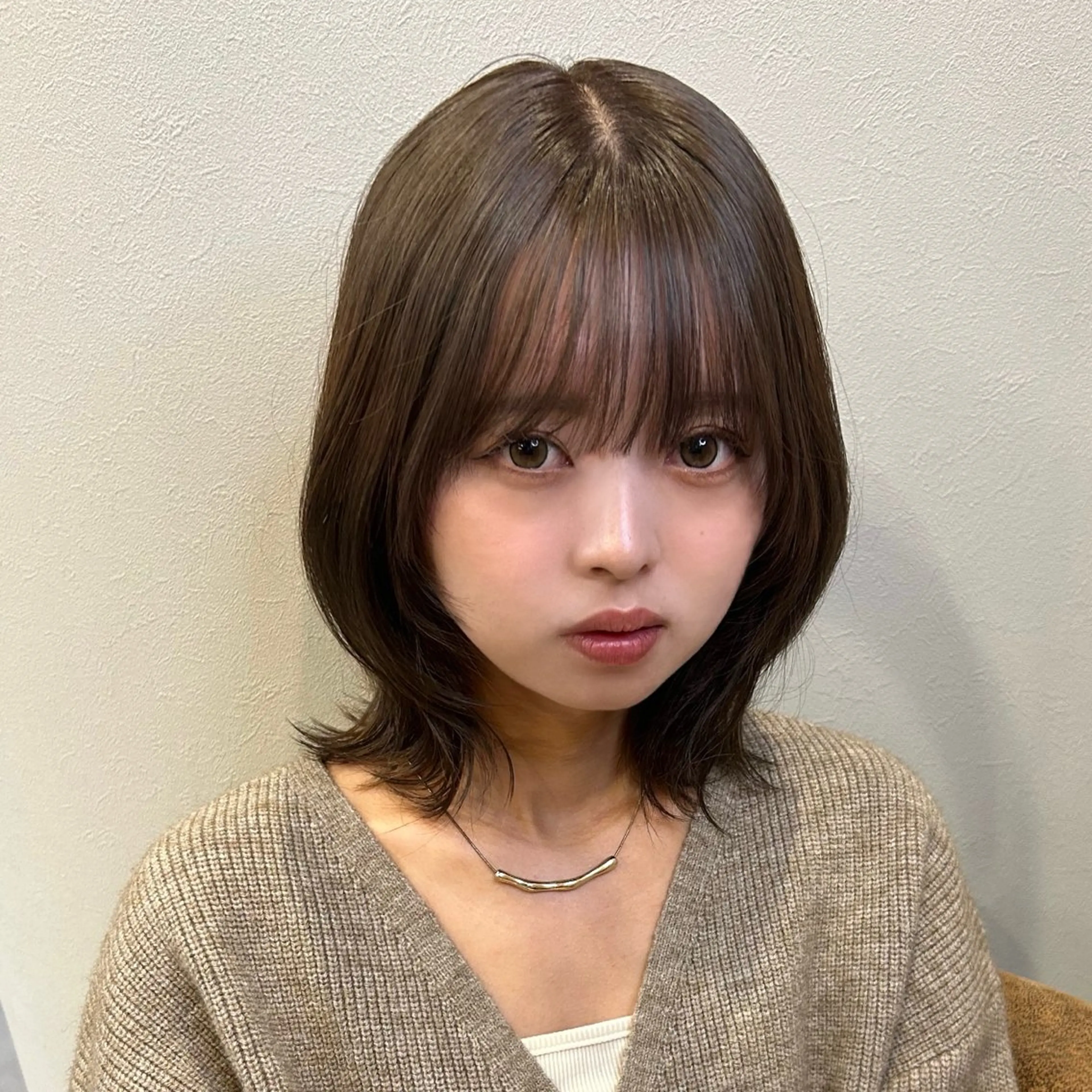 ミディアム カラー 神谷 凪のヘアスタイル