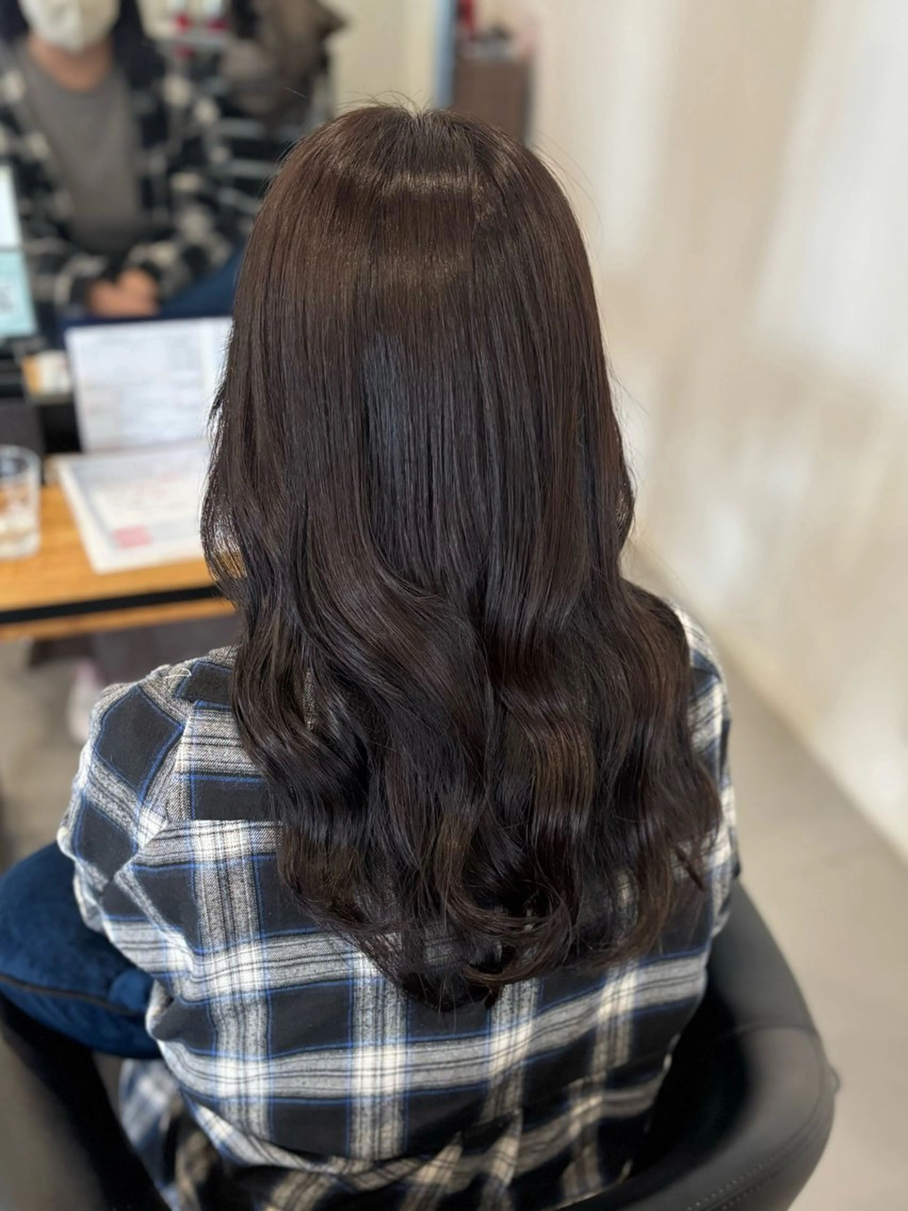ロング カラー 山路 結花のヘアスタイル