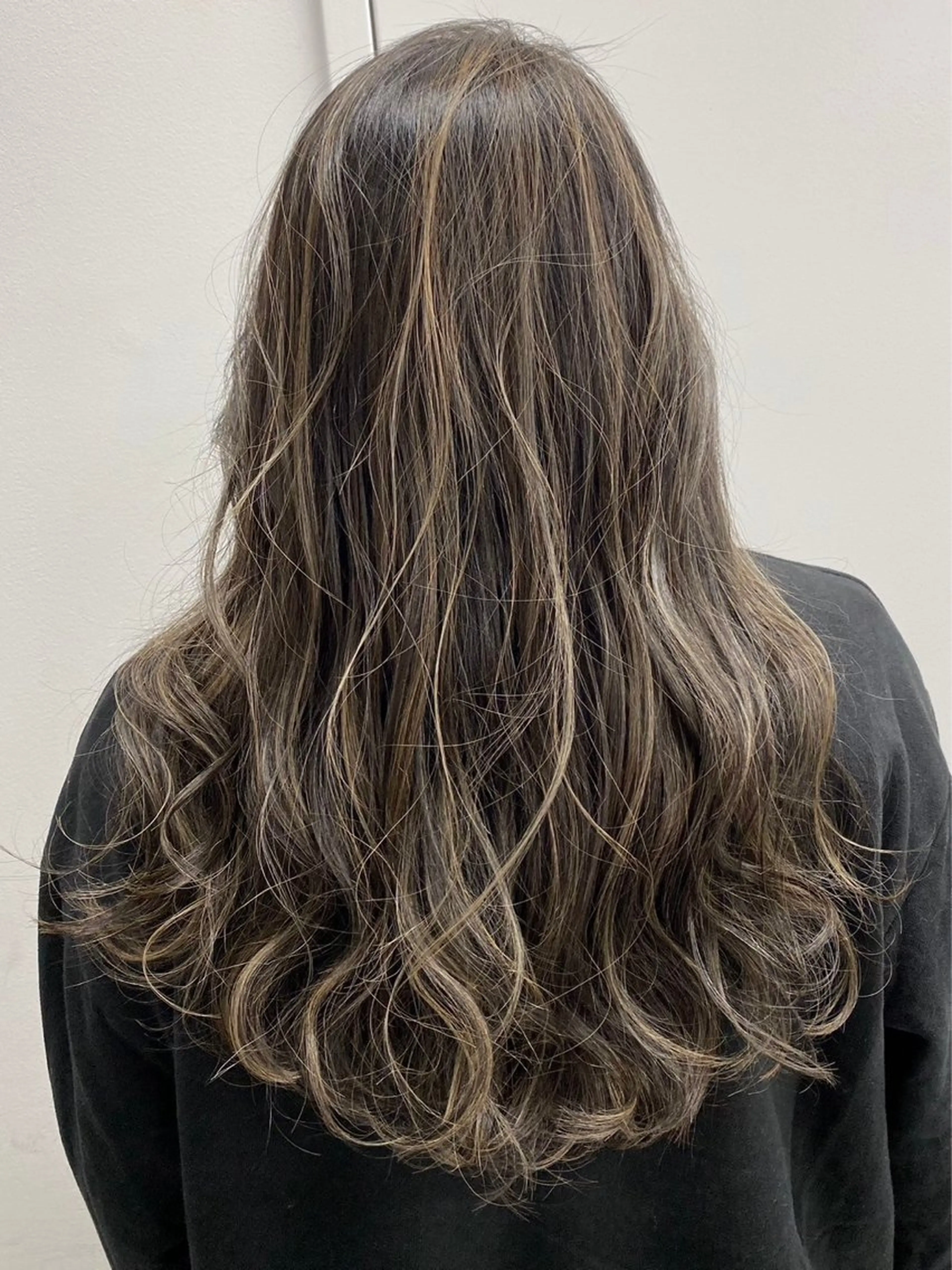 カラー ✨美髪透明感ソムリエ ✨💎KAZU💎のヘアスタイル