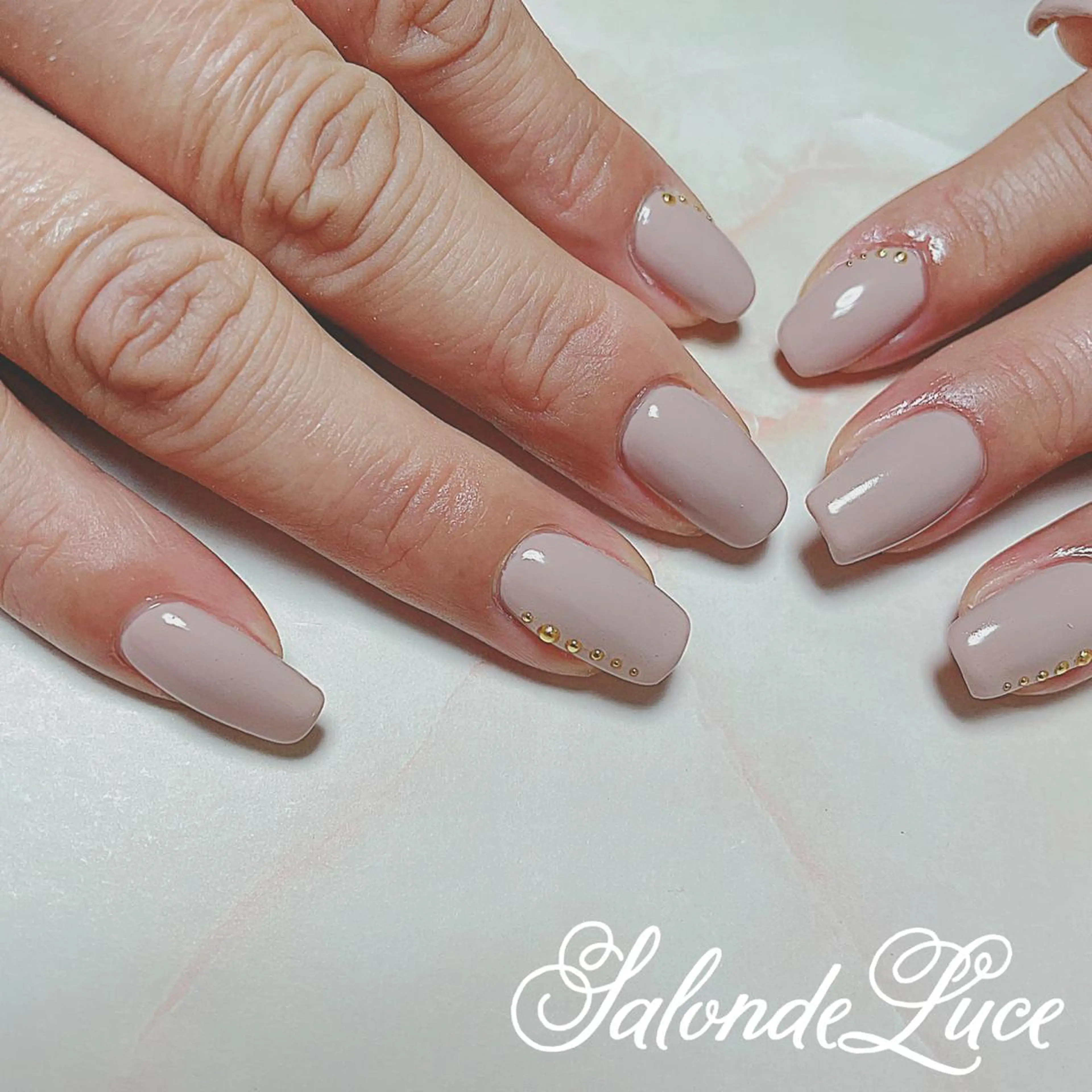 ネイル オフィスネイル ワンカラーネイル Salon de Luceのネイルデザイン