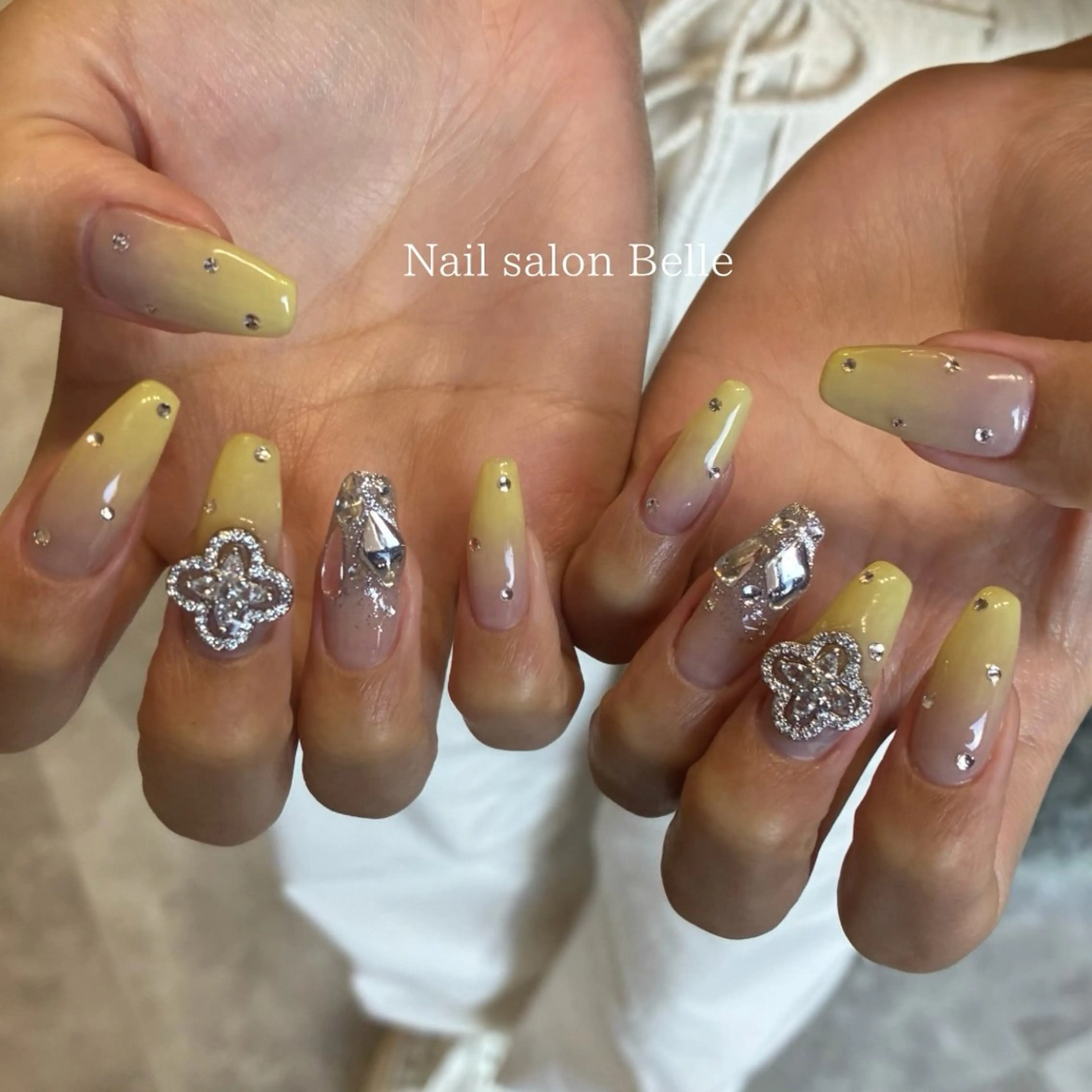 ネイル Belle tomomi🐩のネイルデザイン