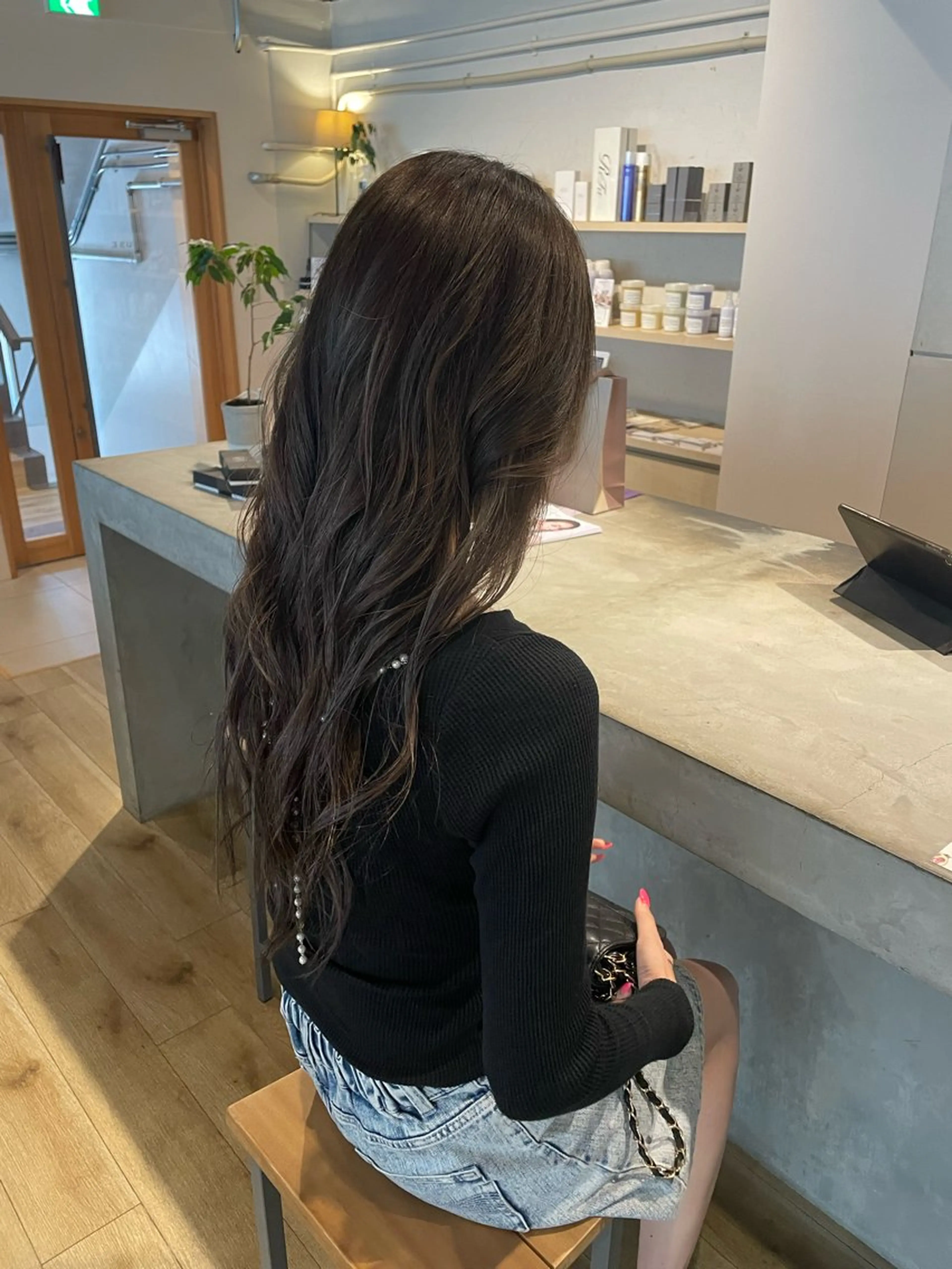 カラー まとい  ︎︎のヘアスタイル