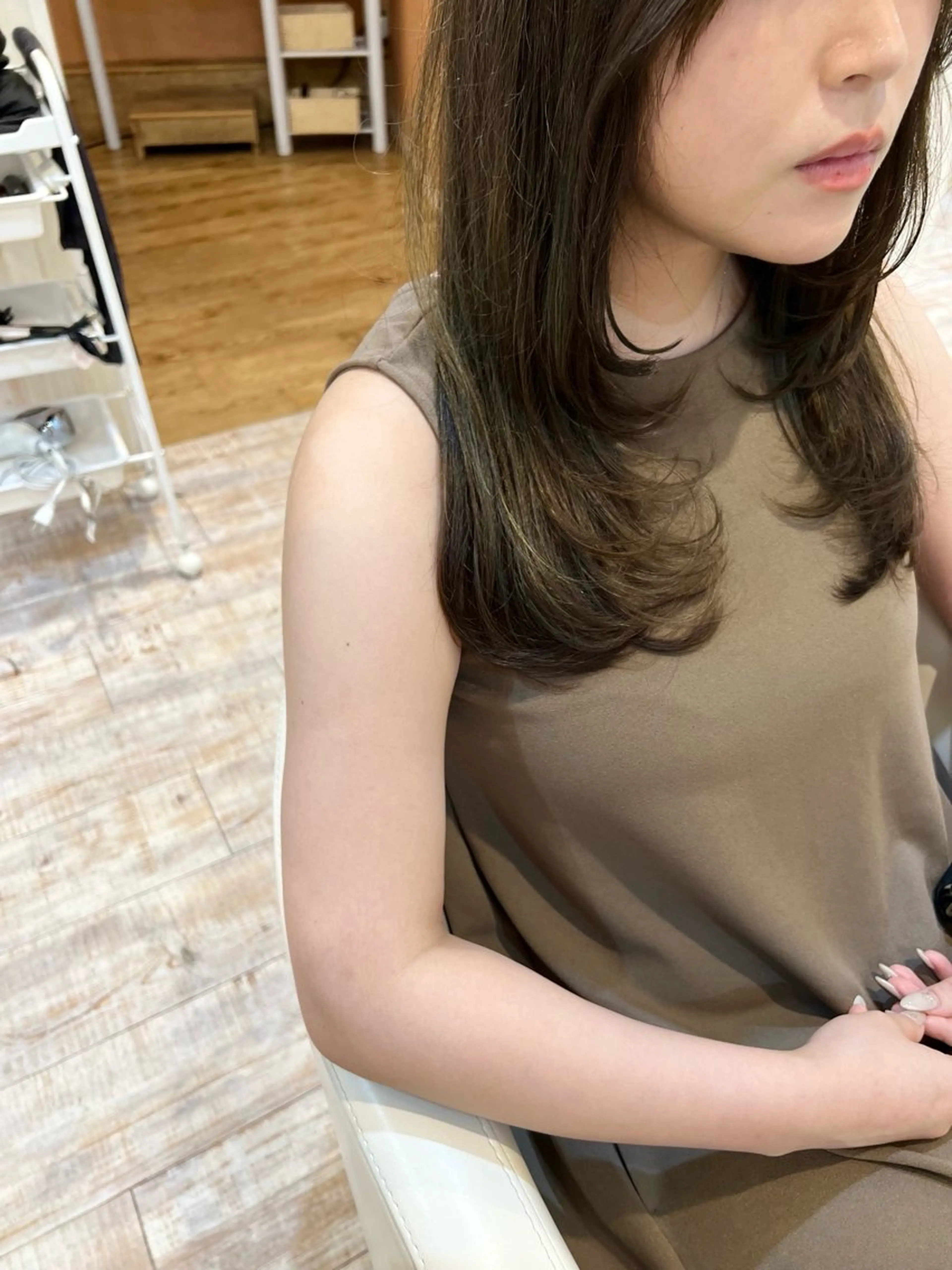 ミディアム カラー 佐藤史哉＊ 韓国レイヤー赤み除去のヘアスタイル