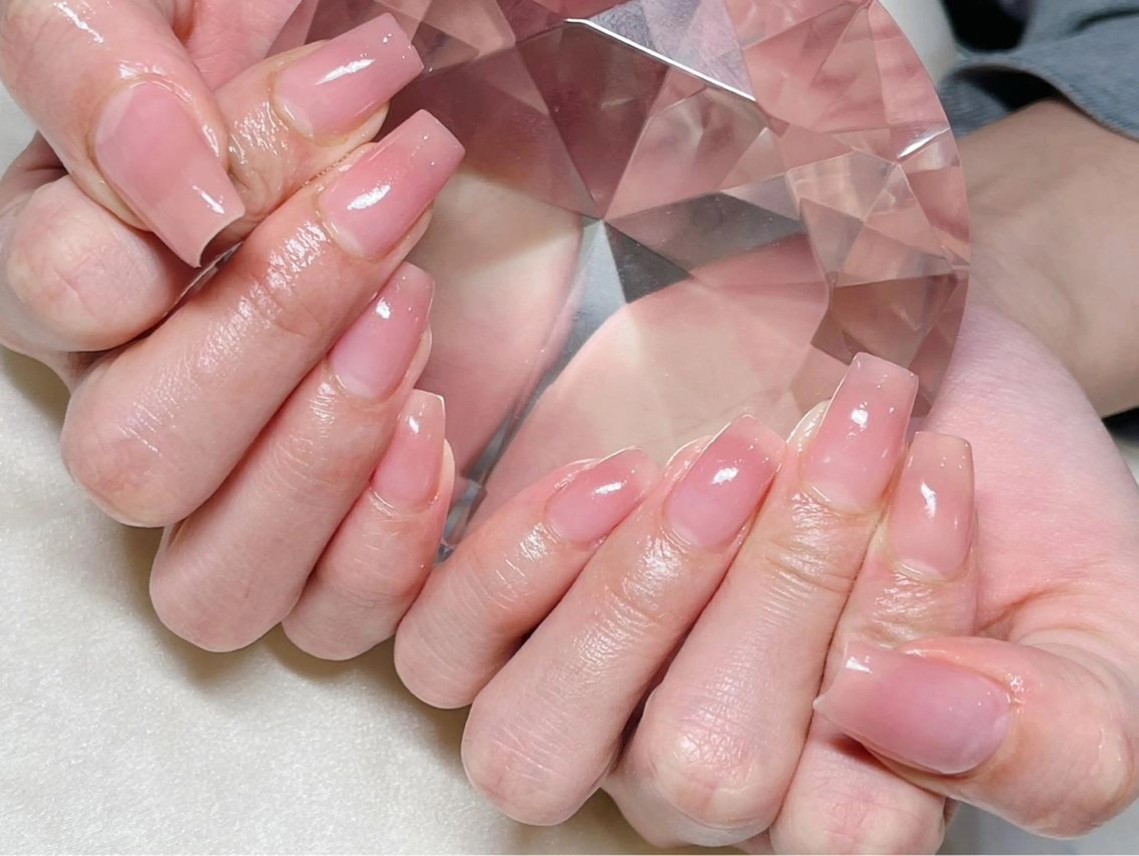 ネイル マツエク・マツパ アイブロウ 眉カラー 韓国風マツエク パリジェンヌラッシュリフト まつげパーマ ワンホンマツエク ハンドネイル Nail&eye Belire 新宿のネイルデザイン