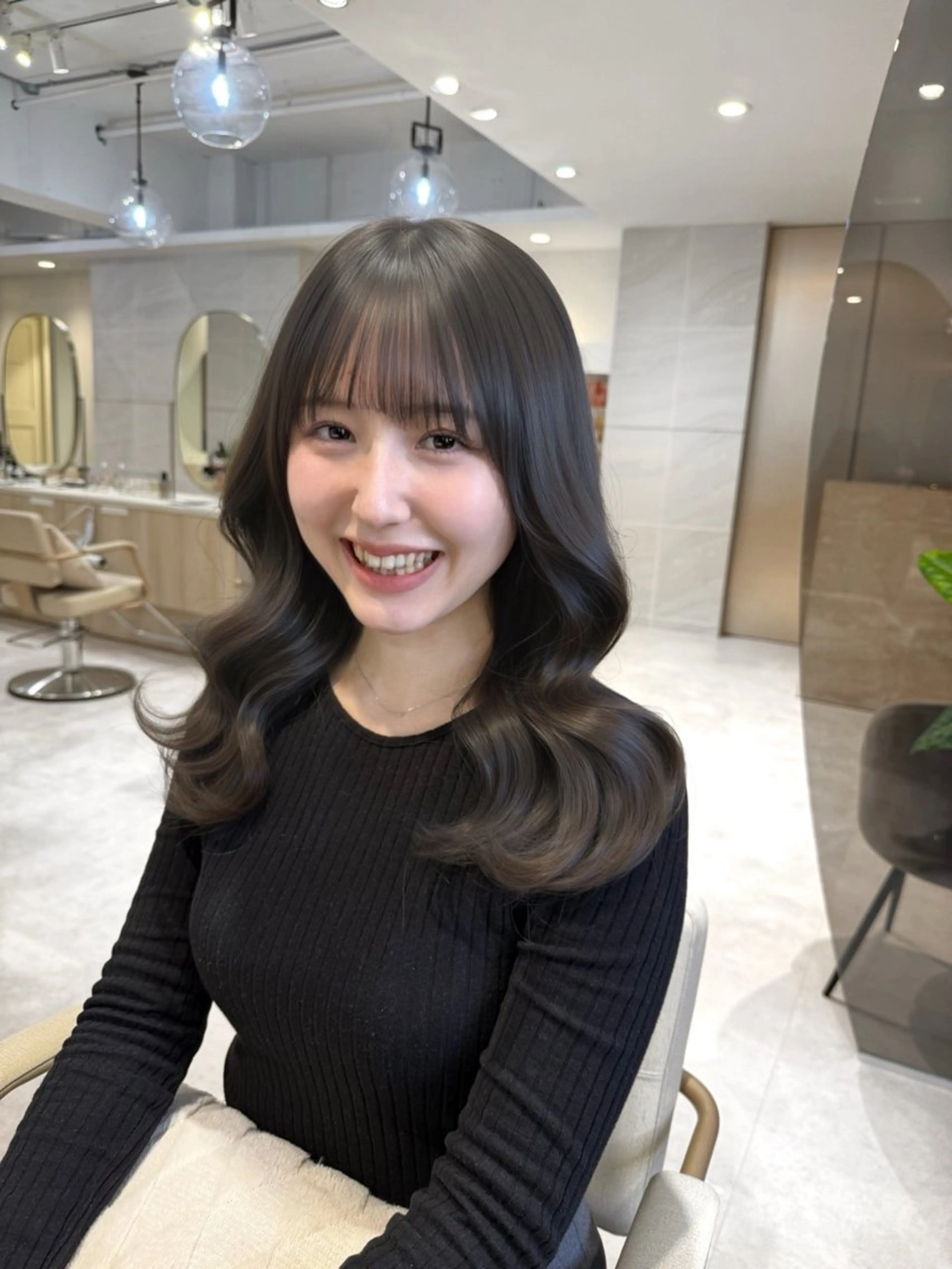 ロング カラー アッシュ アッシュブラウン ブラウンカラー イルミナカラー カット ヘアカラー トリートメント 透明感カラー🌿 グレージュ🐺陽介のヘアスタイル