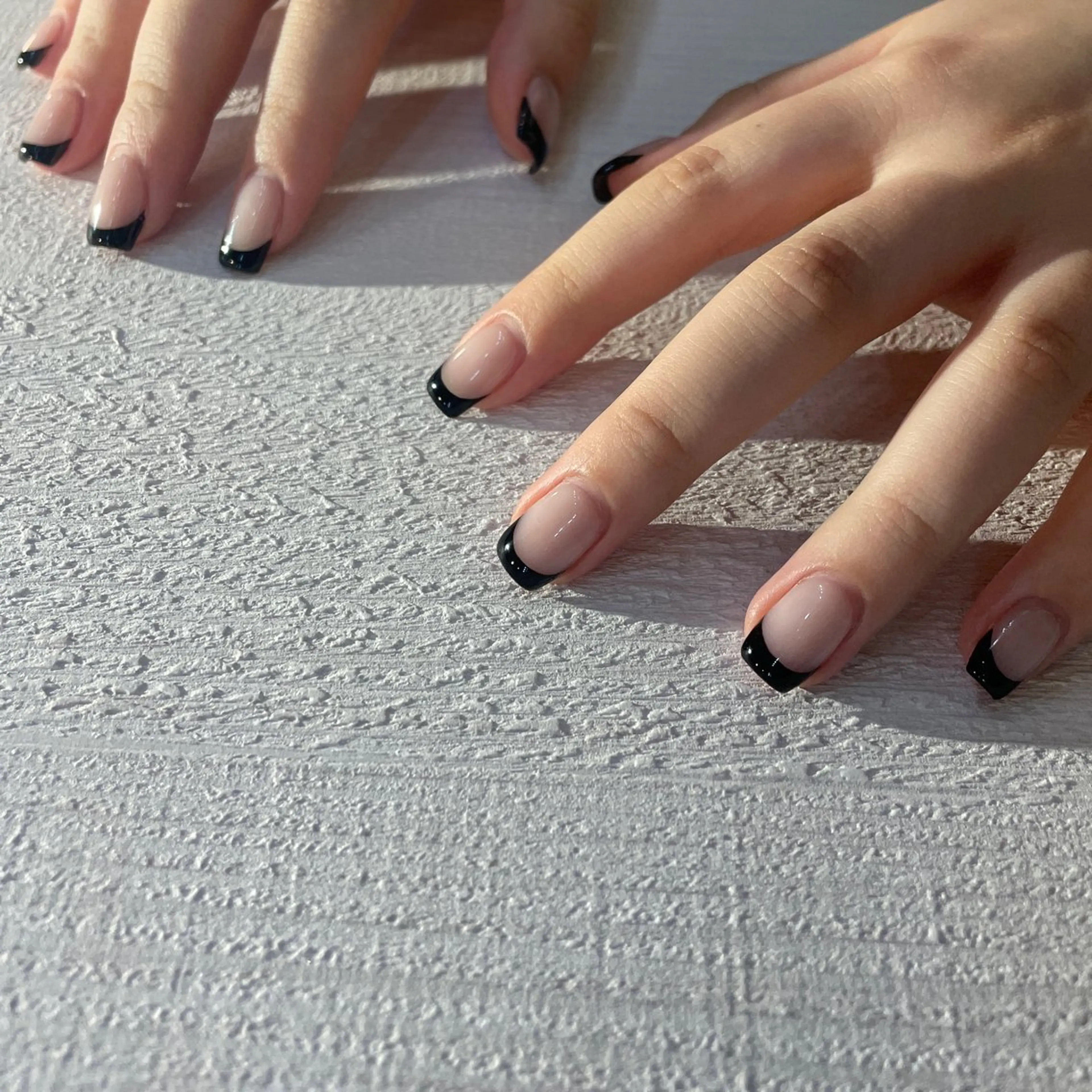 ネイル フレンチネイル 氷ネイル・うるうるネイル マグネットネイル ニュアンスネイル オフィスネイル ハンドネイル 園田 ソノダのネイルデザイン