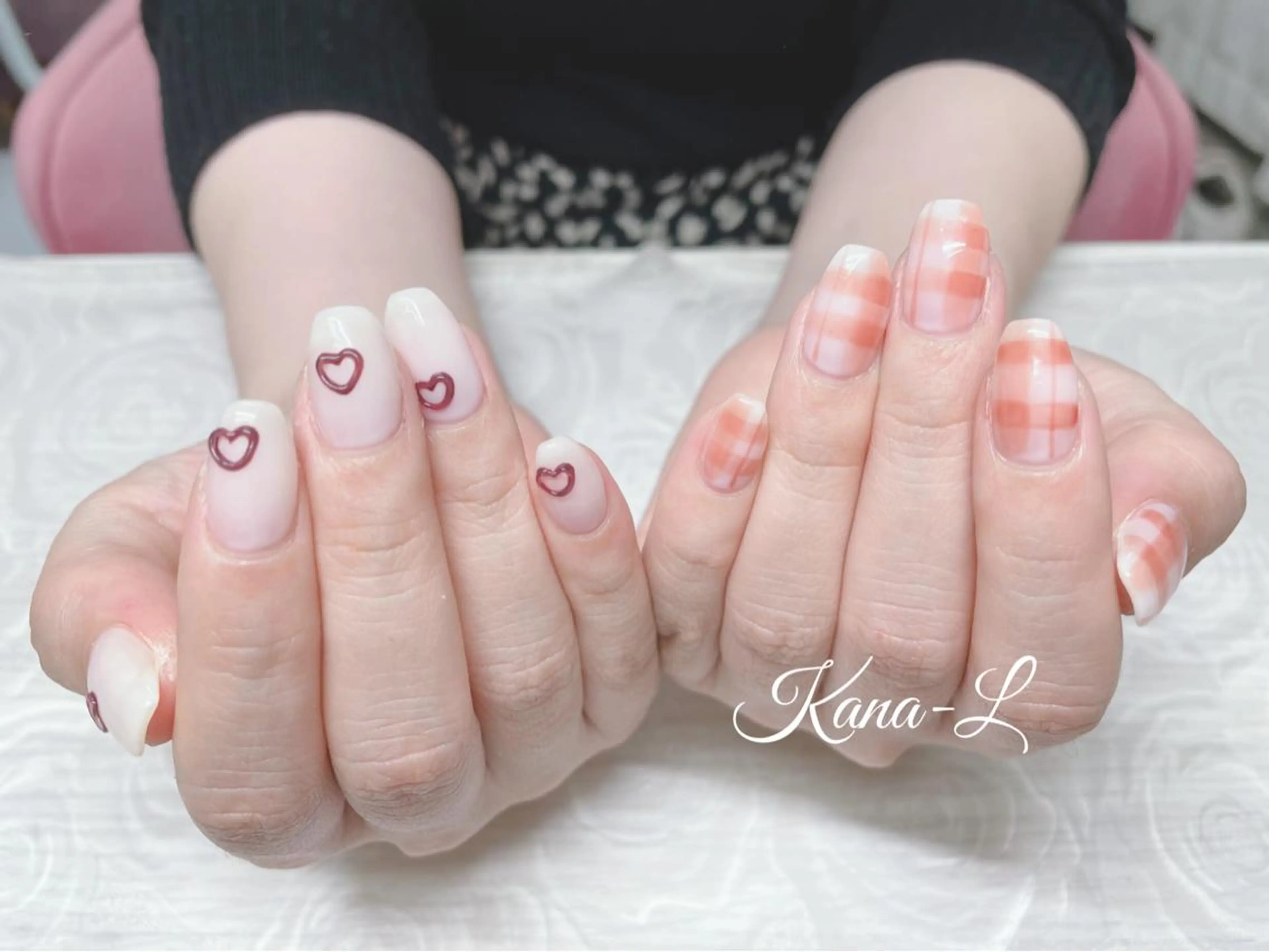 カラー ネイル ハート ぷっくりネイル バレンタイン 芦辺 香奈のネイルデザイン