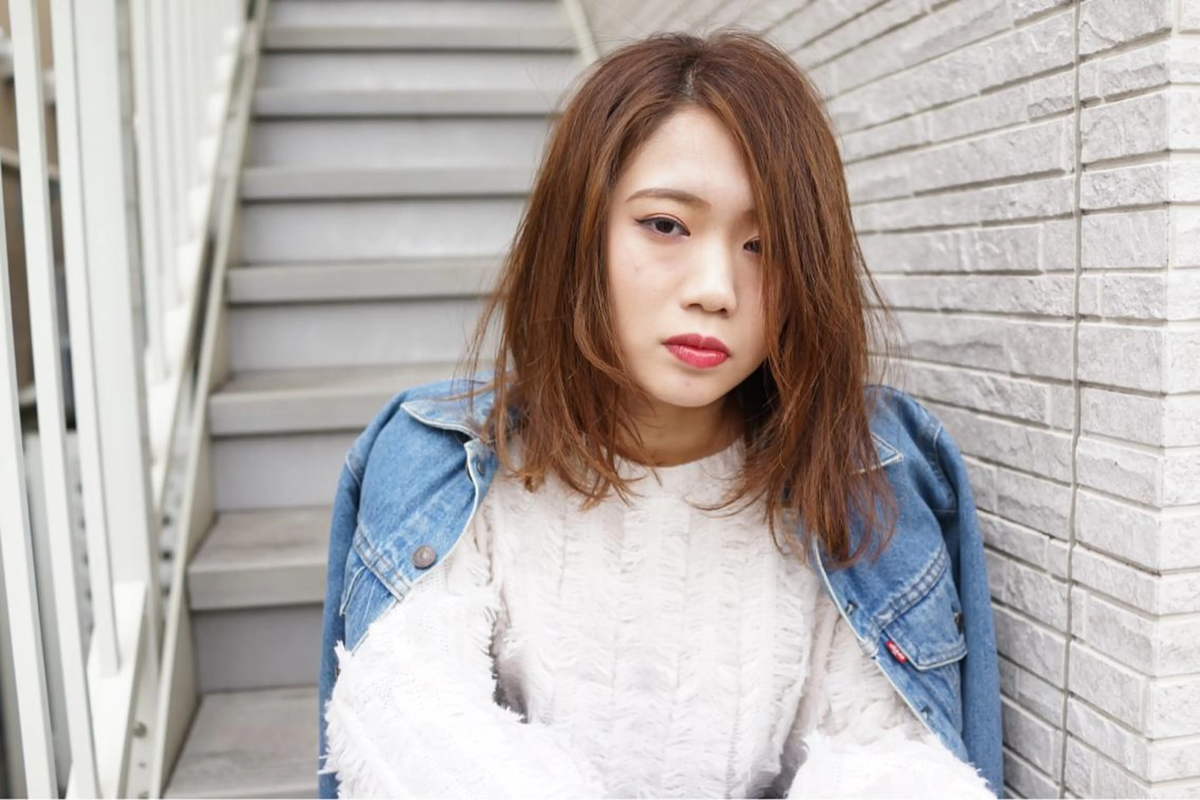 ミディアム カラー 岡元 朗弘のヘアスタイル