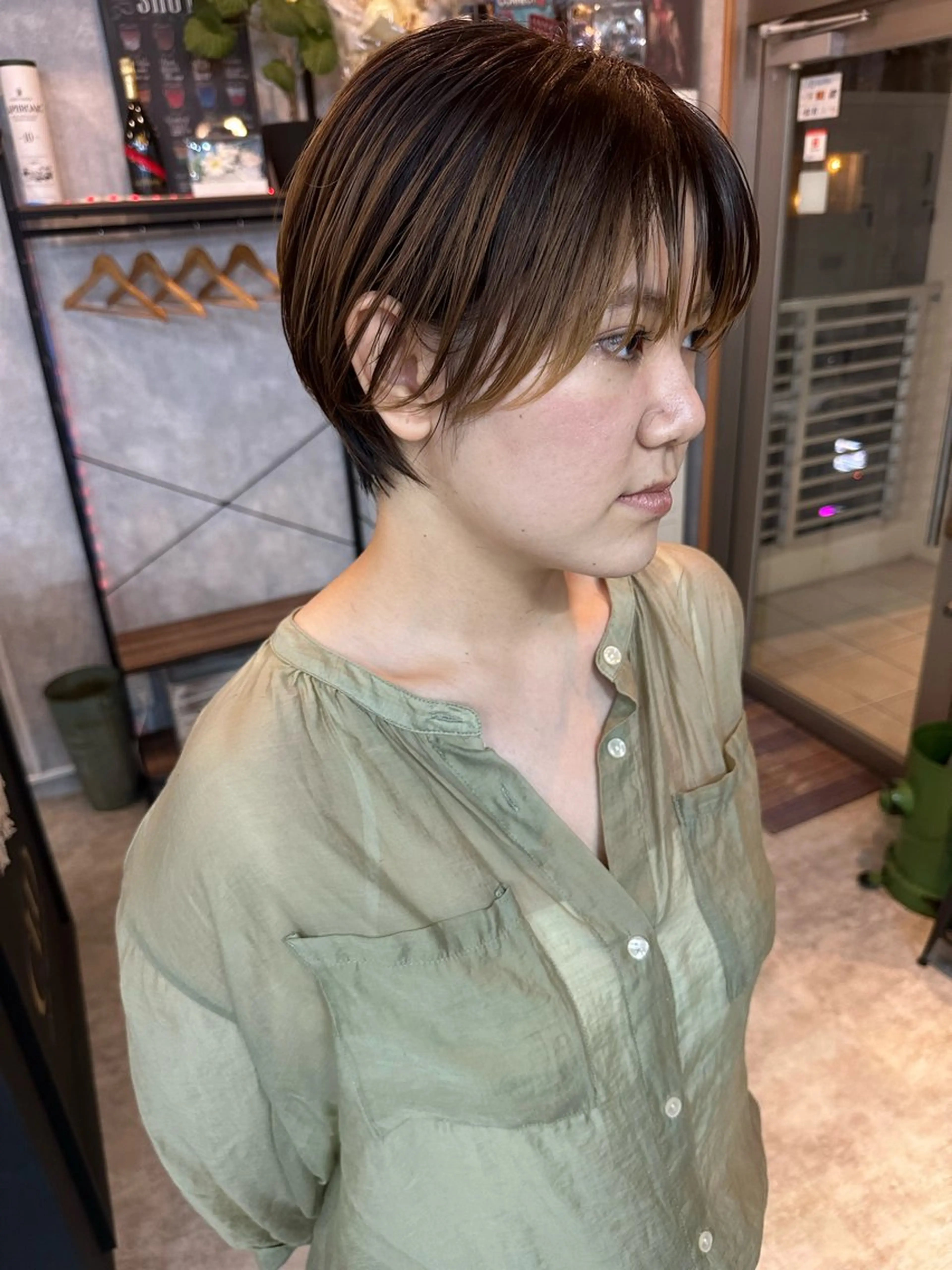 ショート 切りっぱなしボブ ショートボブ ハンサムショート 丸みショート ボブ モテ髪/ボブ/ショー ト/アダチフウトのヘアスタイル