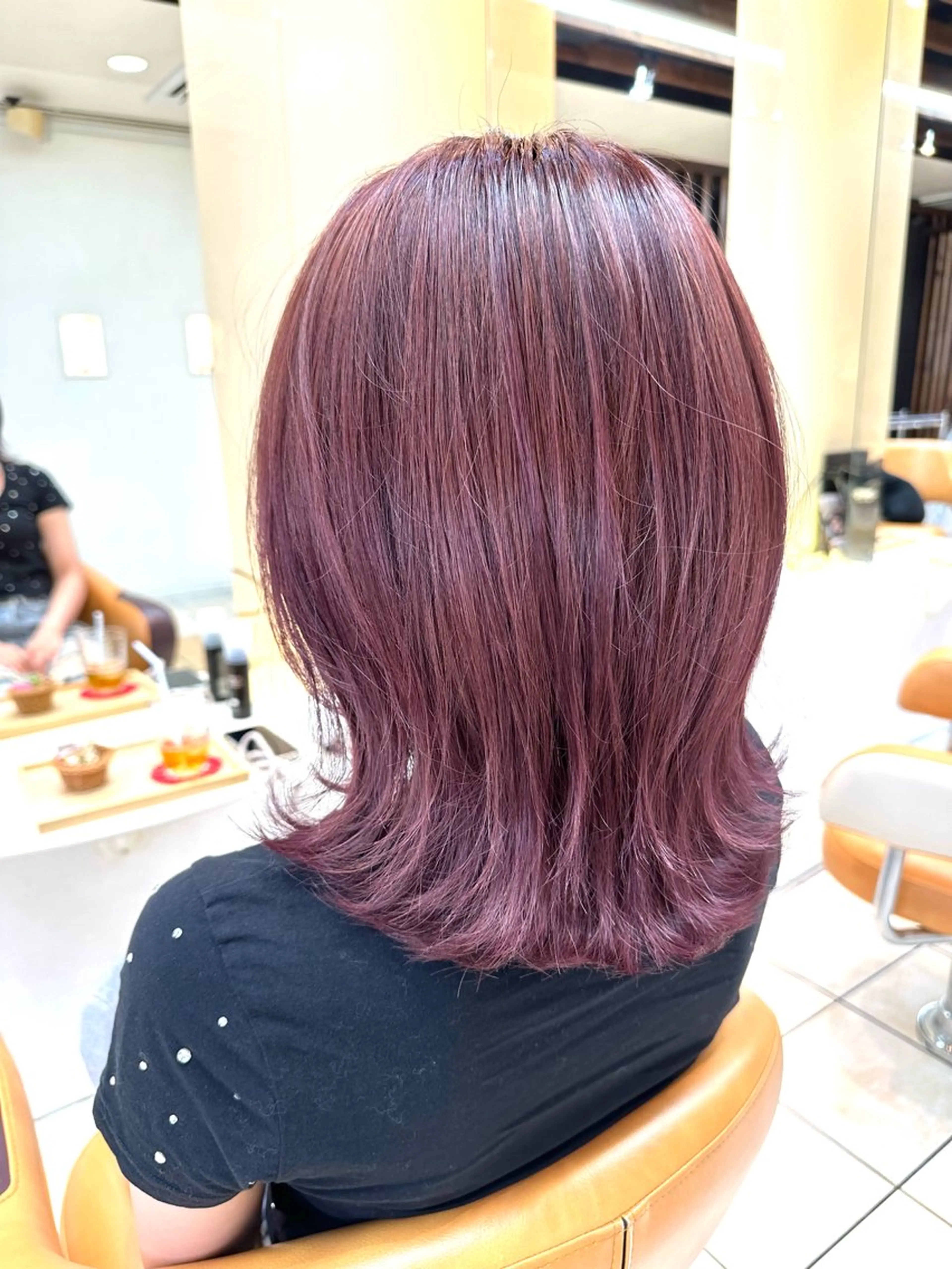 ミディアム ⭐️レイヤーカット 大人気 三澤康司⭐️のヘアスタイル